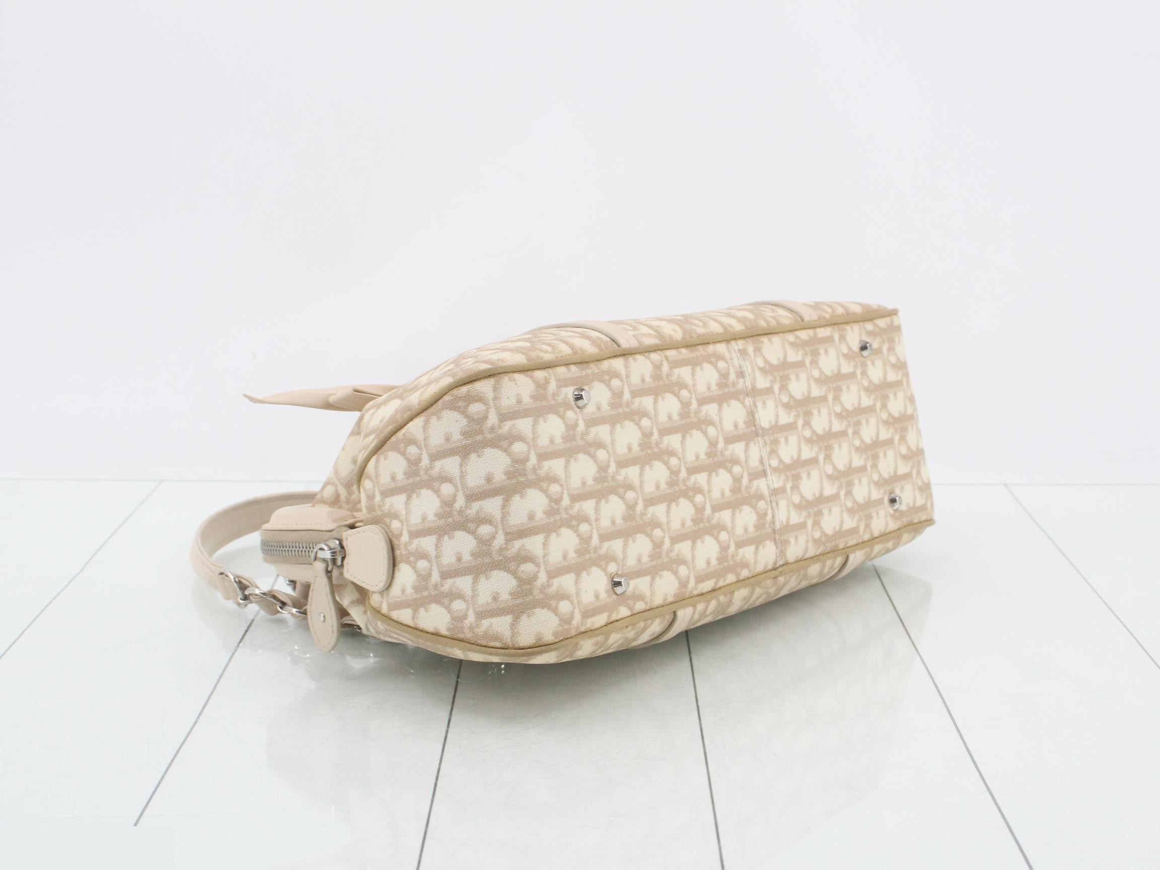 Trotter Chain Shoulder Bag — view 5
