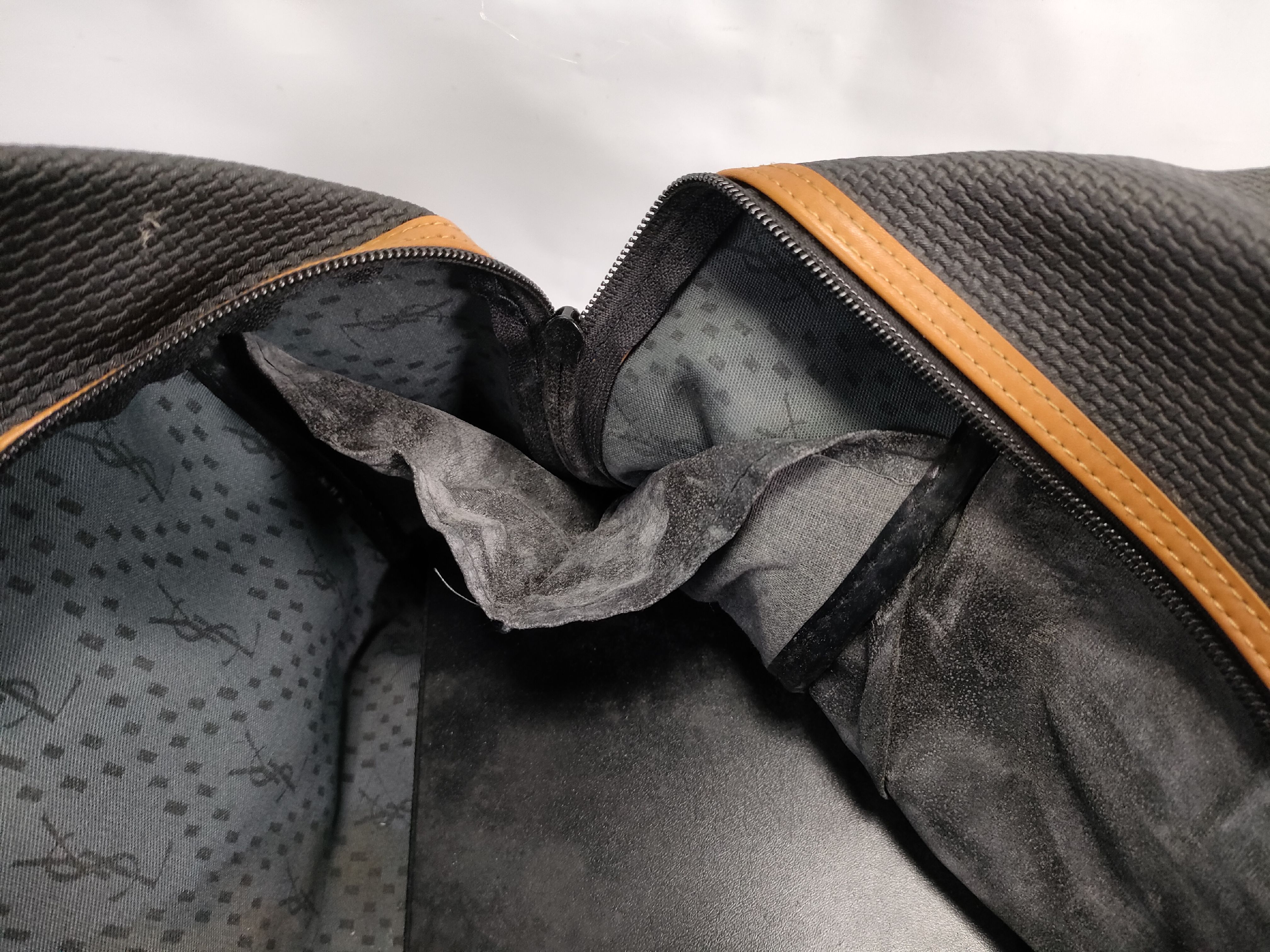 Vintage Old Boston Bag — view 12