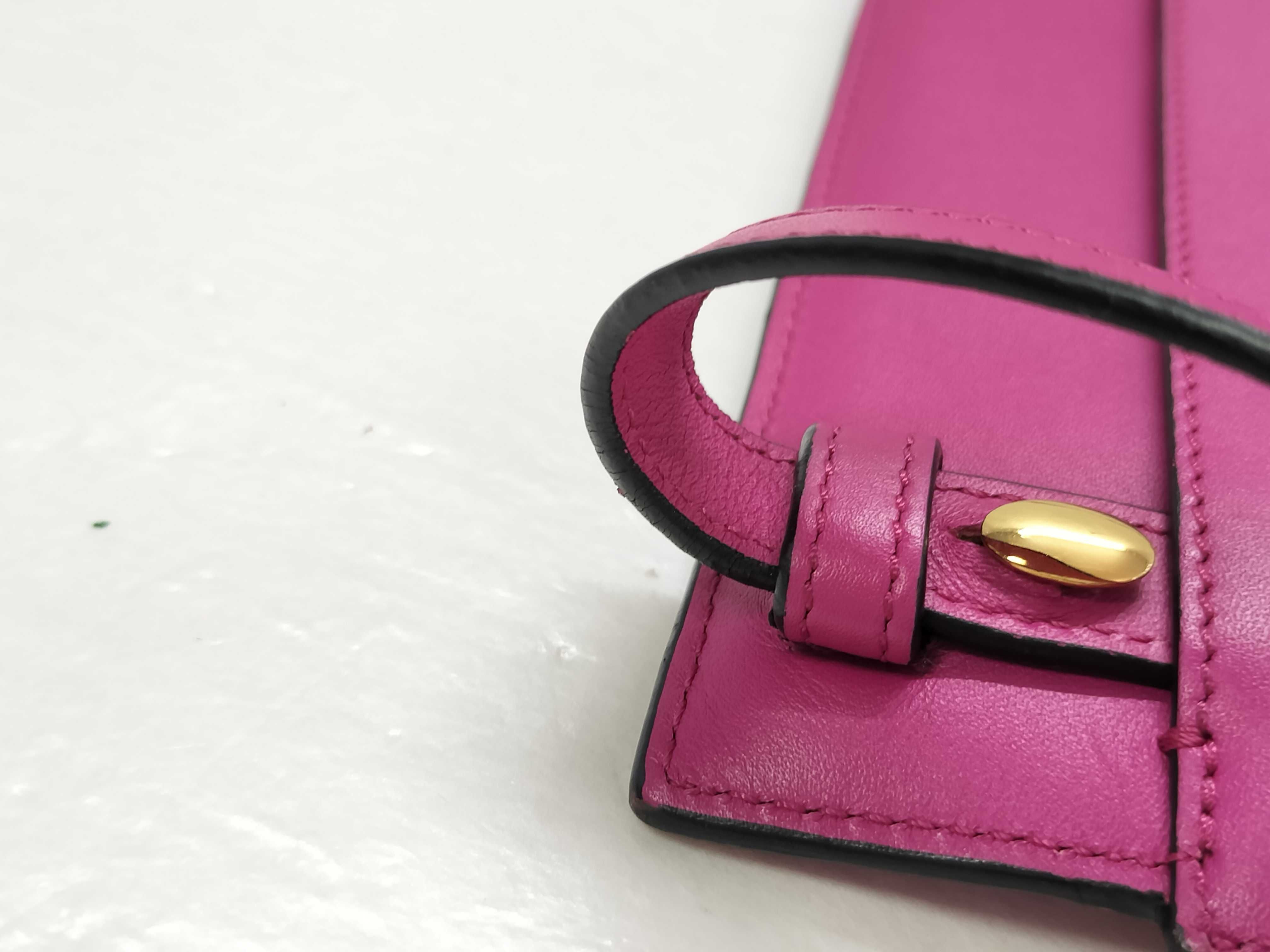 Anagram T Pouch Leather Shoulder Bag Pink Shoulder Bag — view 5