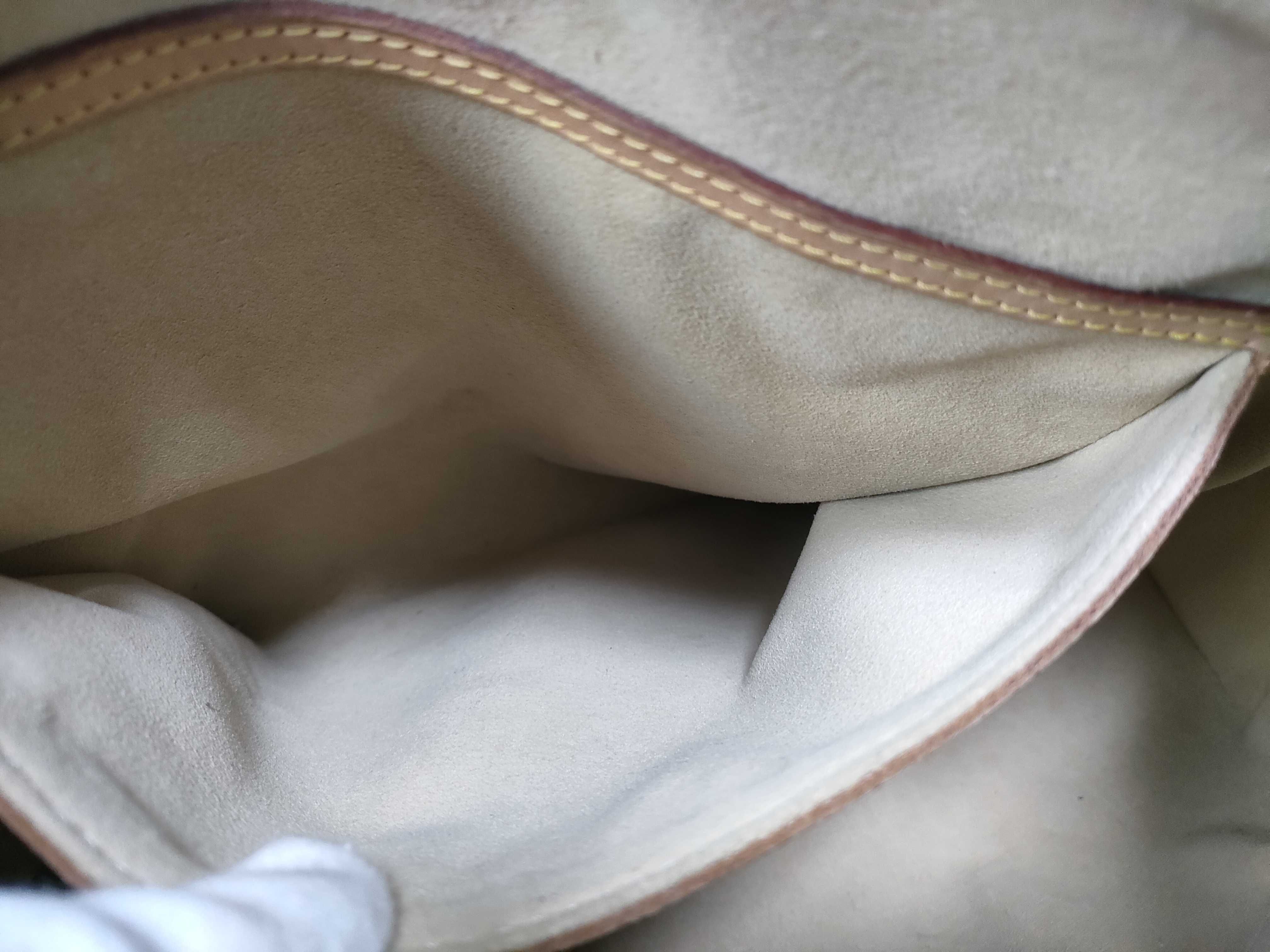 Monogram Louis Vuitton Monogram Hand Shoulder Bag Handbag — view 15