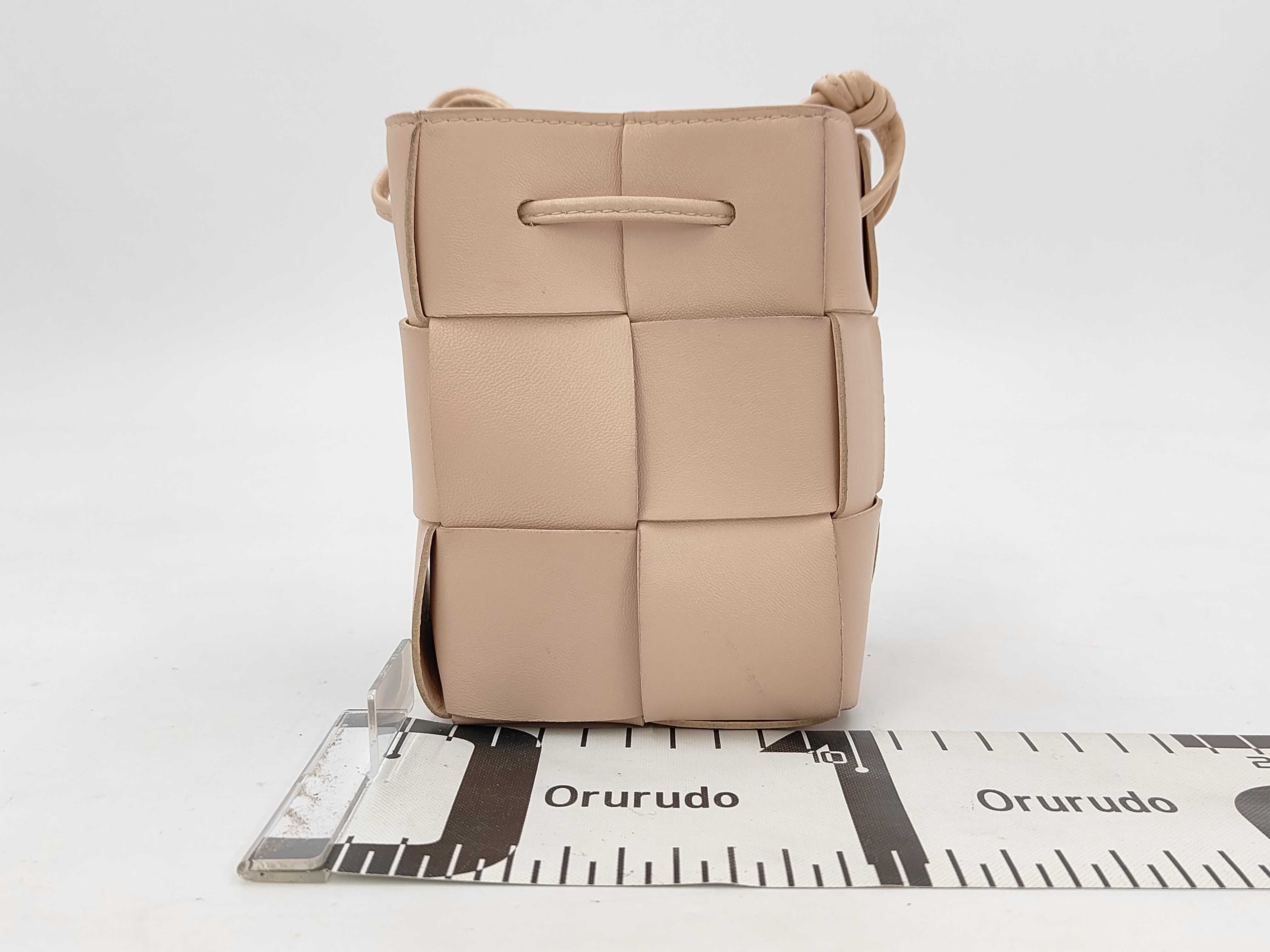 Mini Cassette Crossbody Bag Beige Shoulder Bag — view 2