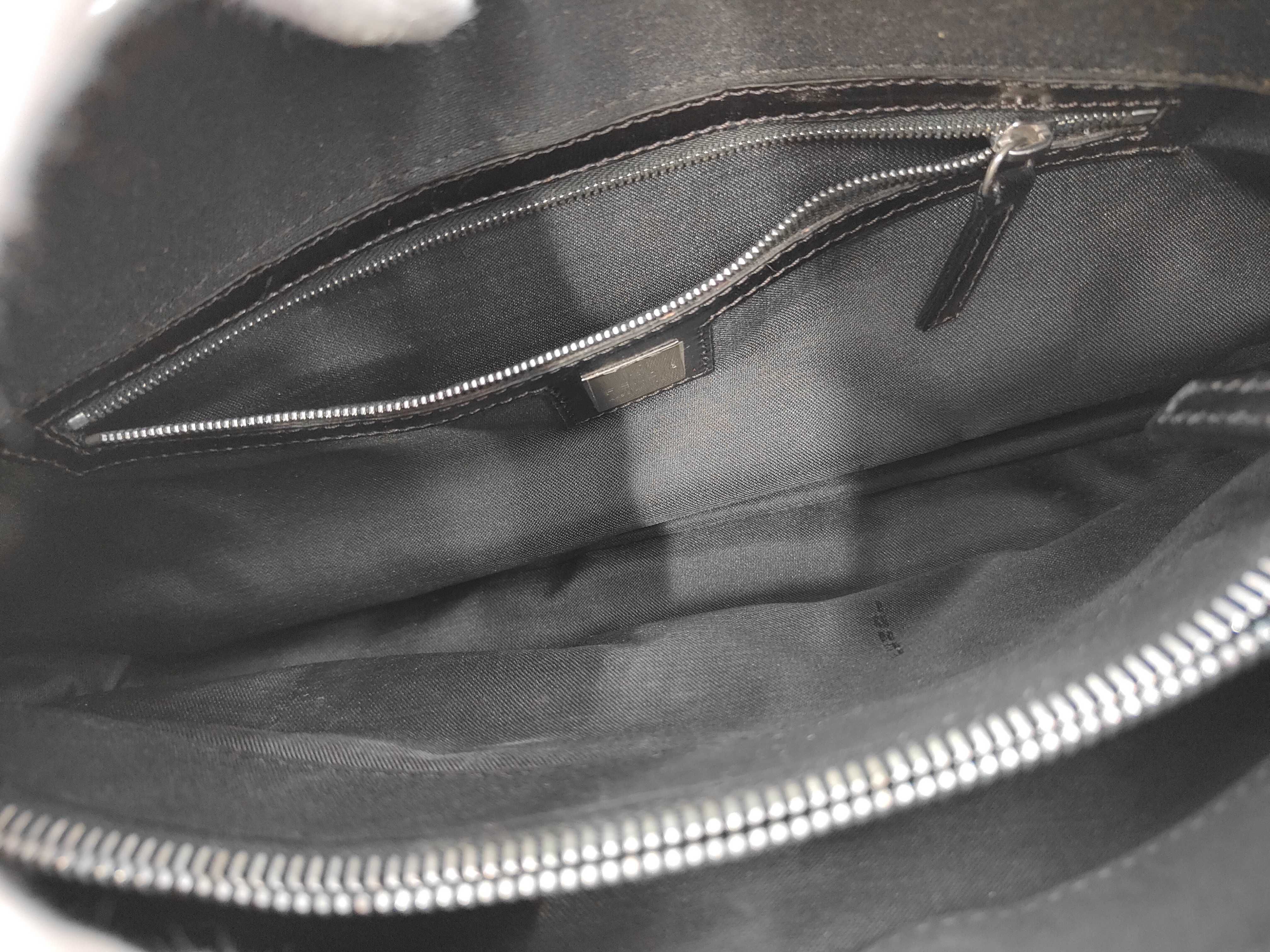 Mamma One-Shoulder Bag — view 9