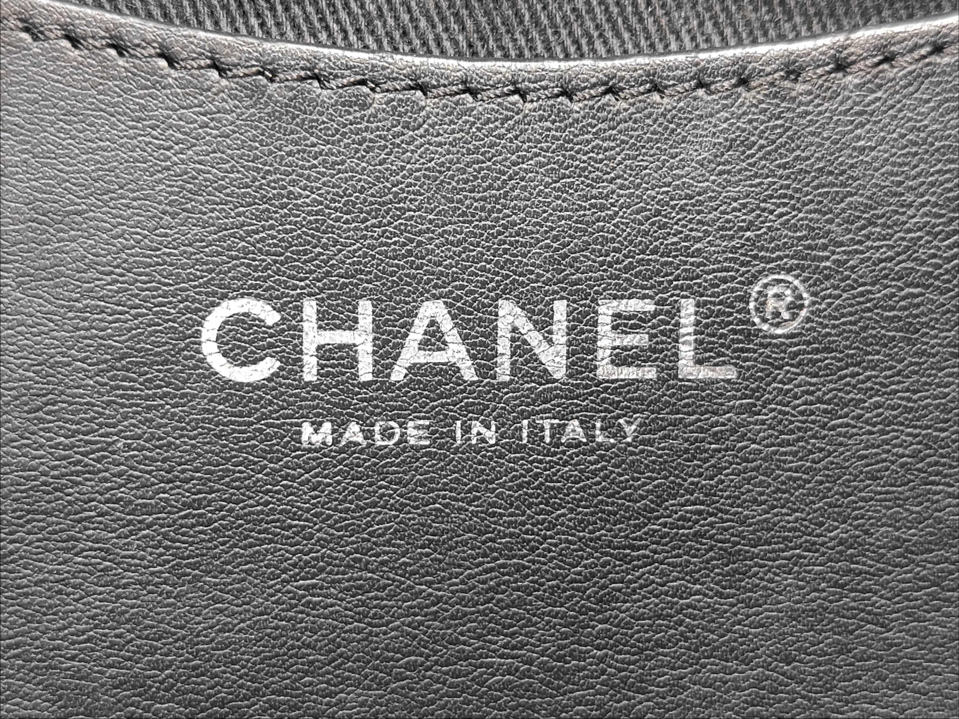 Camellia Denim Shoulder Bag (Black) — view 12