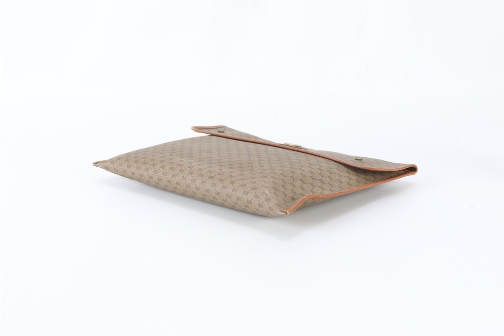 Micro GG Leather Second Bag Clutch — view 3