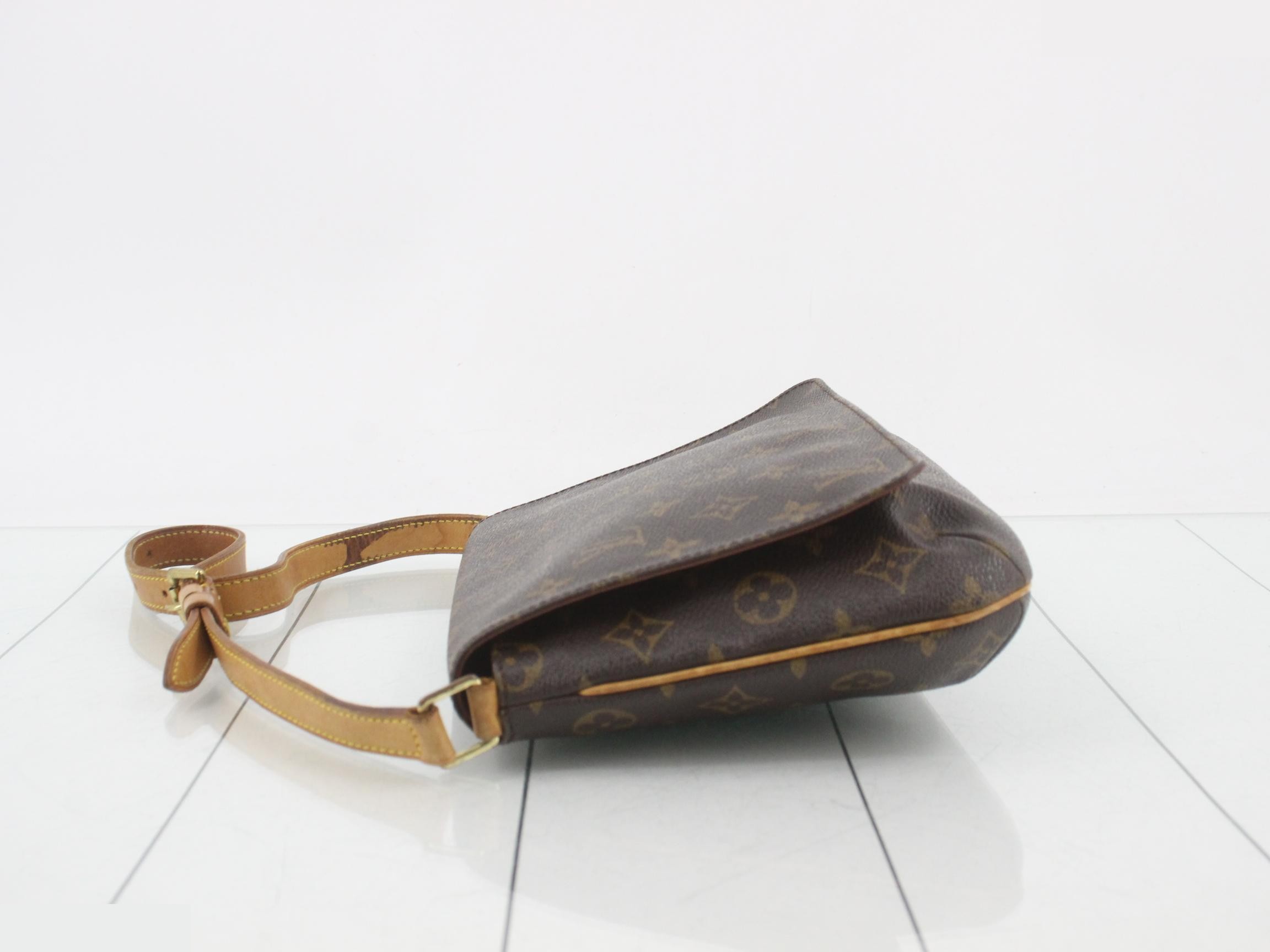 Musette Tango Short Shoulder — view 4