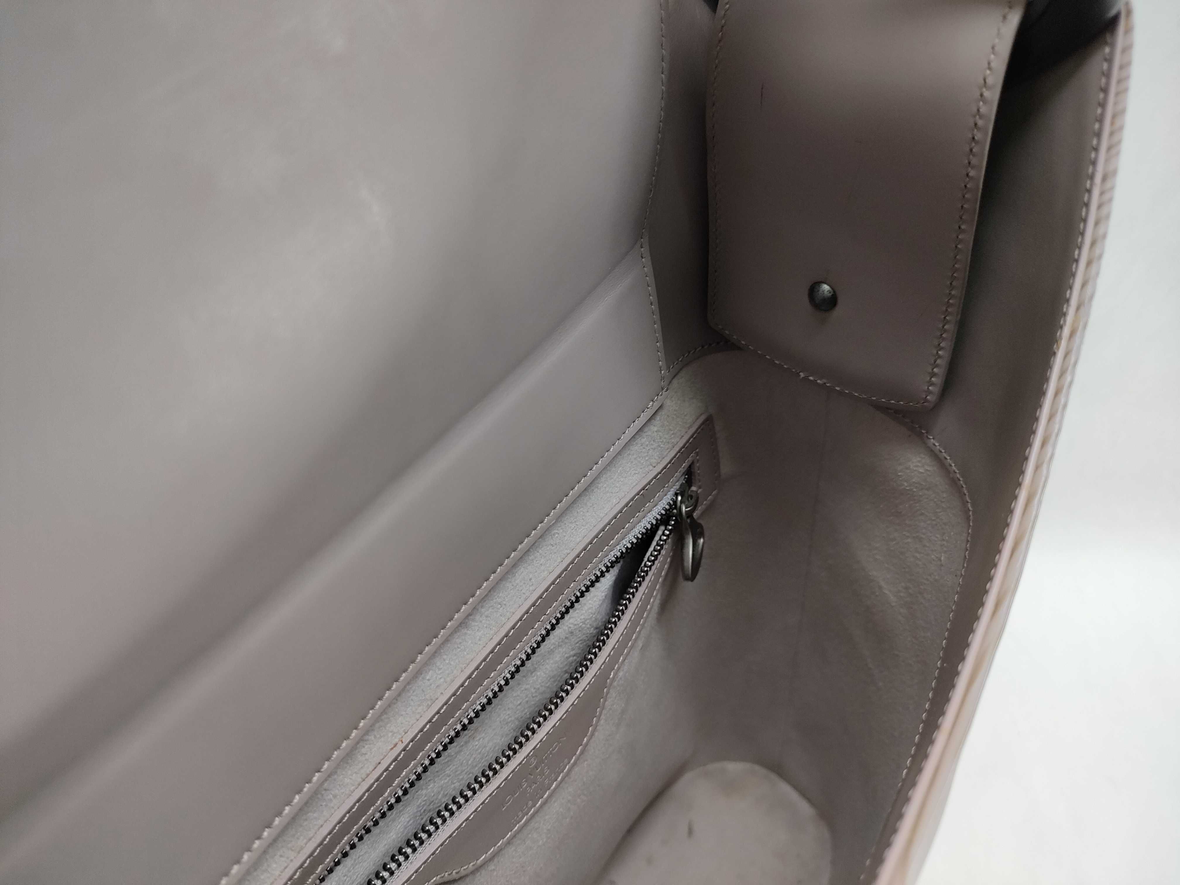 Epi Verso Shoulder Bag — view 9