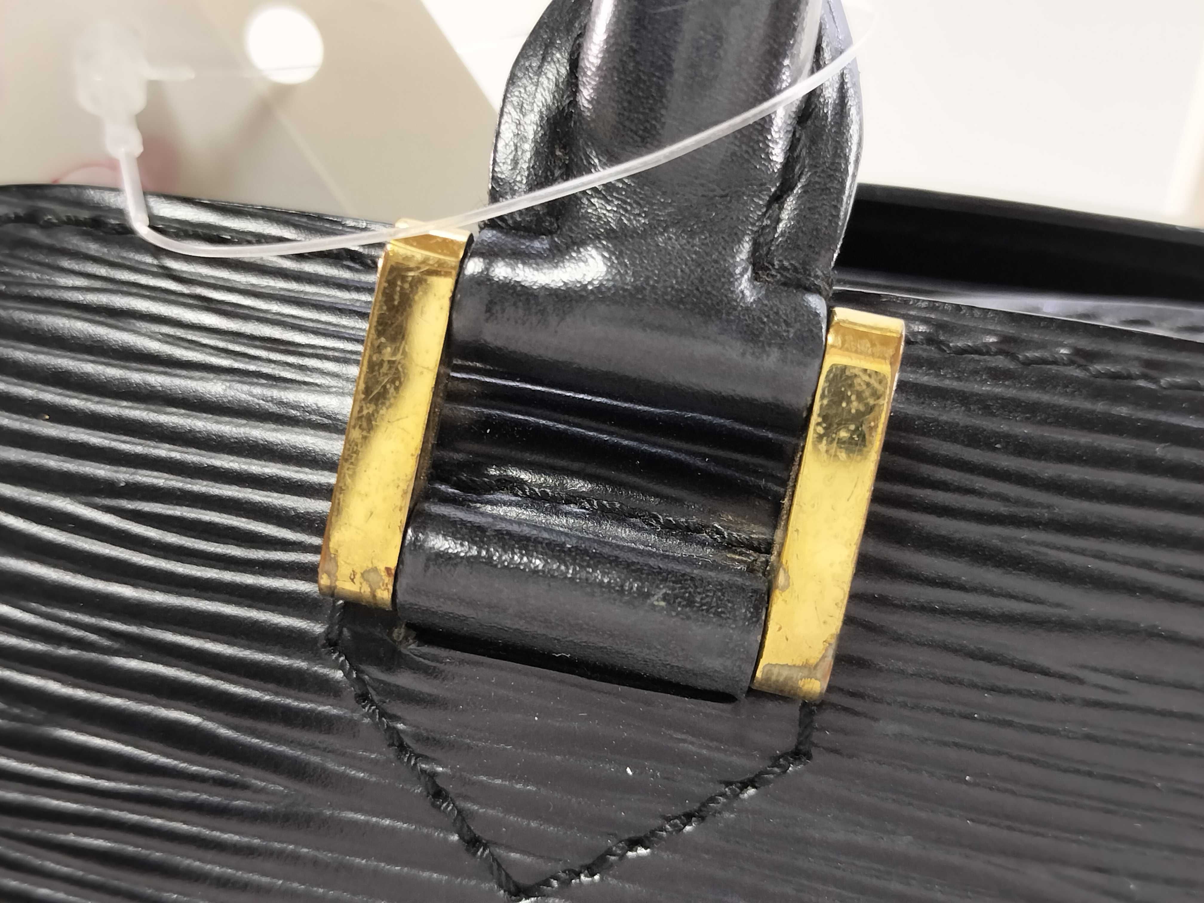 Epi Pont Neuf PM Handbag — view 3