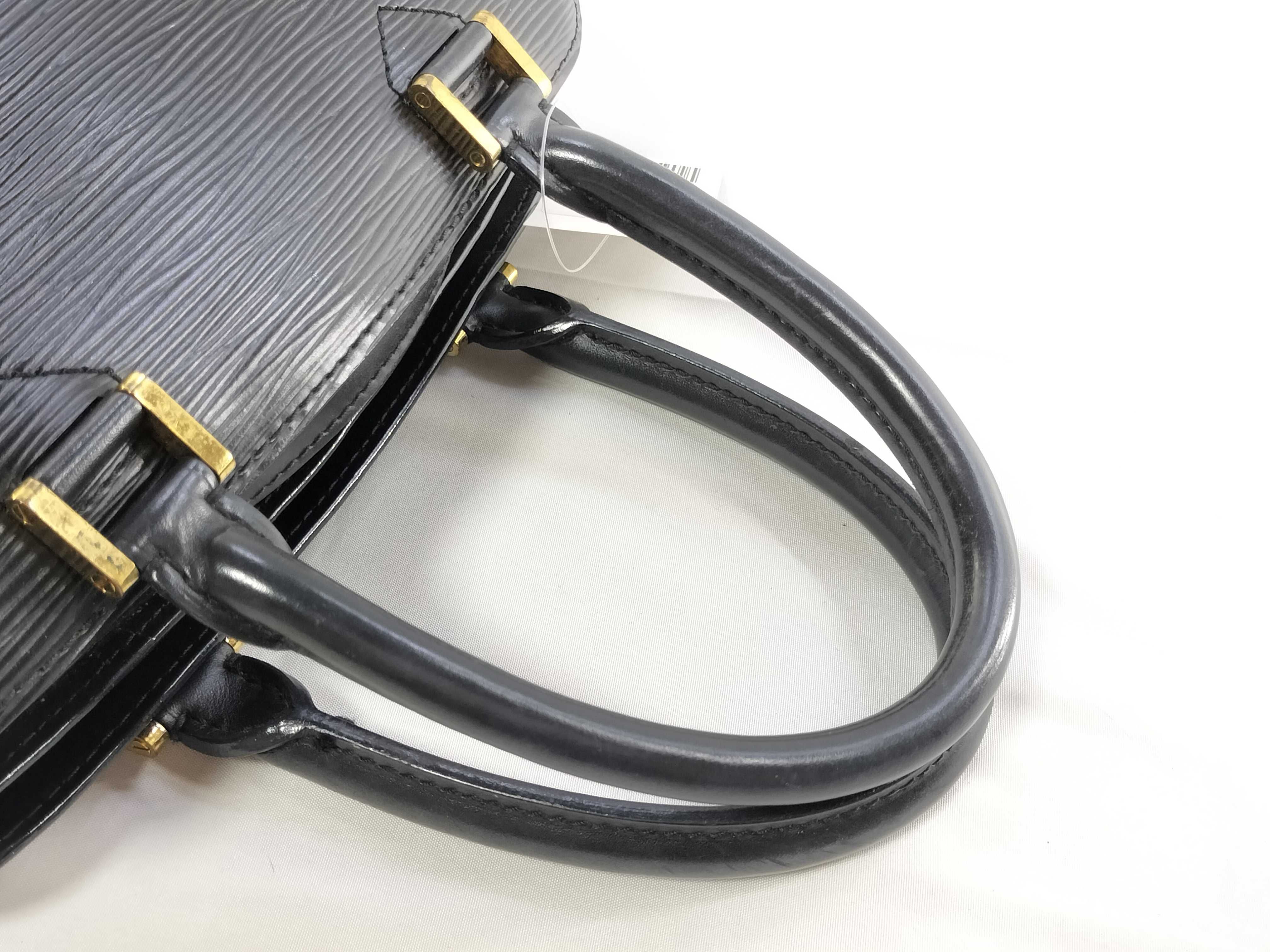 Epi Pont Neuf PM Handbag — view 4