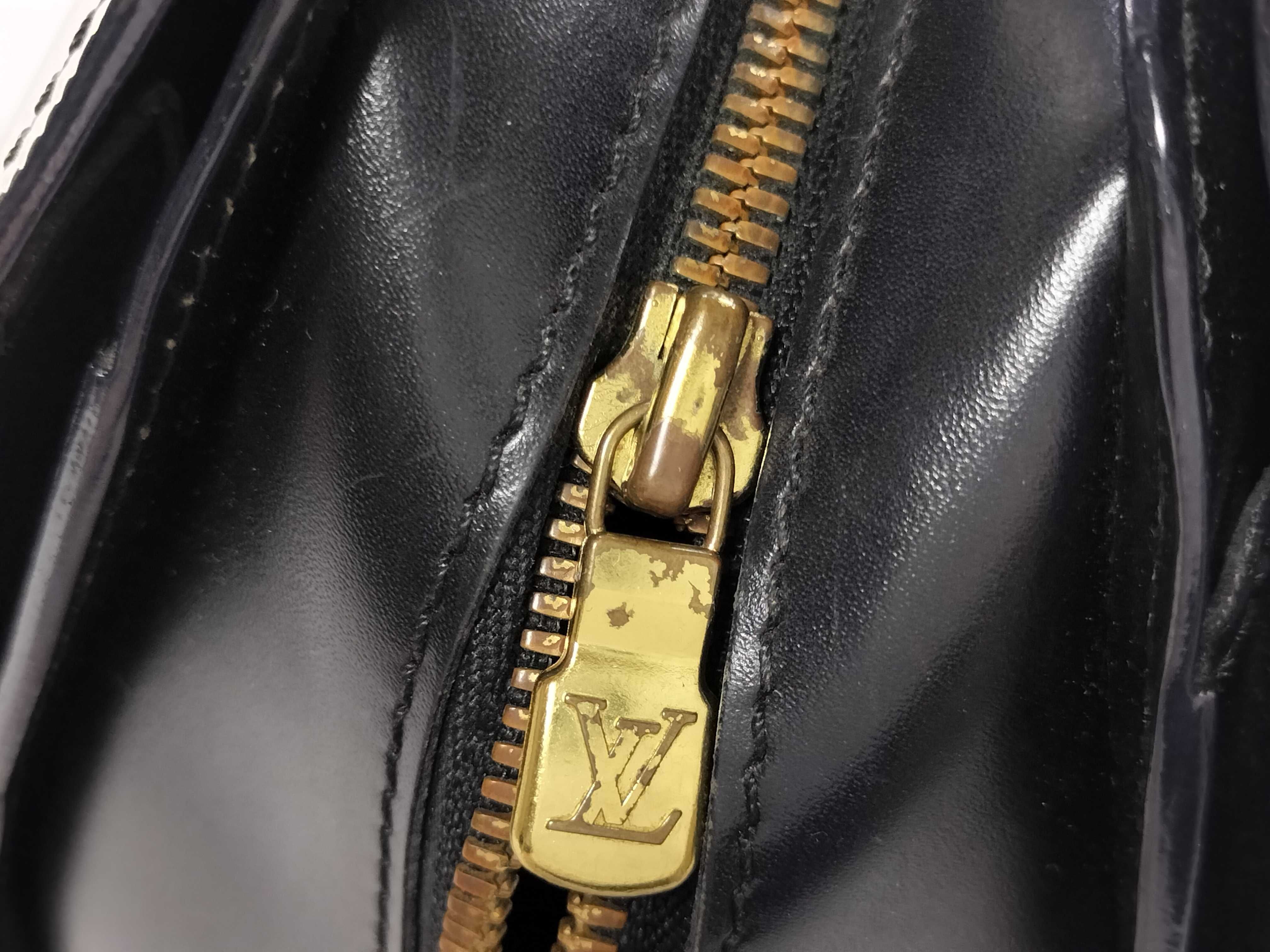 Epi Pont Neuf PM Handbag — view 8