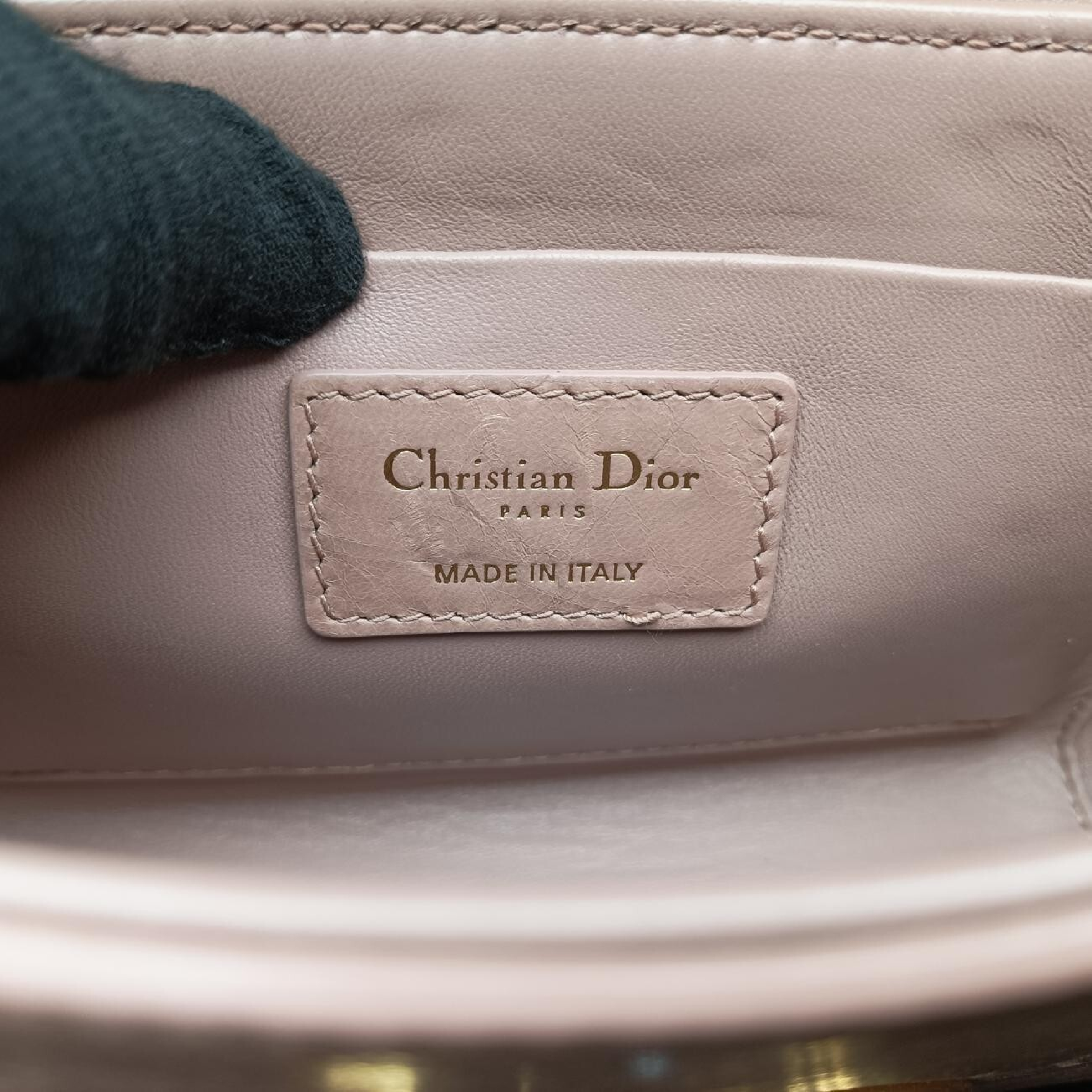 30 Montaigne Pink Leather Shoulder Bag 01-RU-0199 — view 7