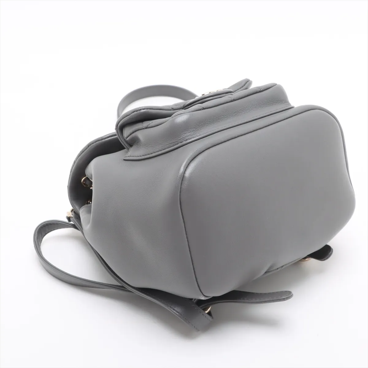Matelasse Lambskin Chain Backpack Gray Gold Hardware N48U64C5 Random Plate — view 4