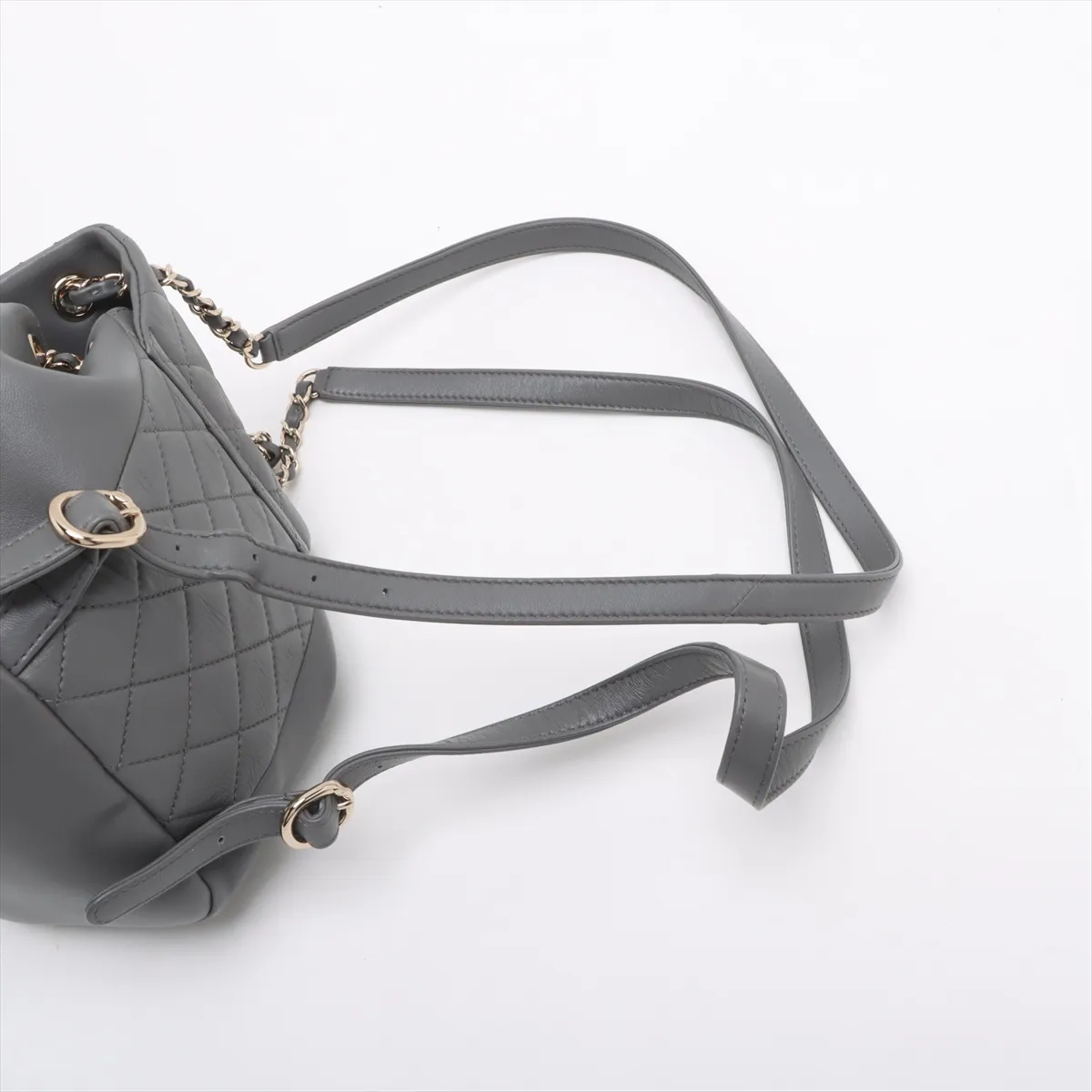 Matelasse Lambskin Chain Backpack Gray Gold Hardware N48U64C5 Random Plate — view 6