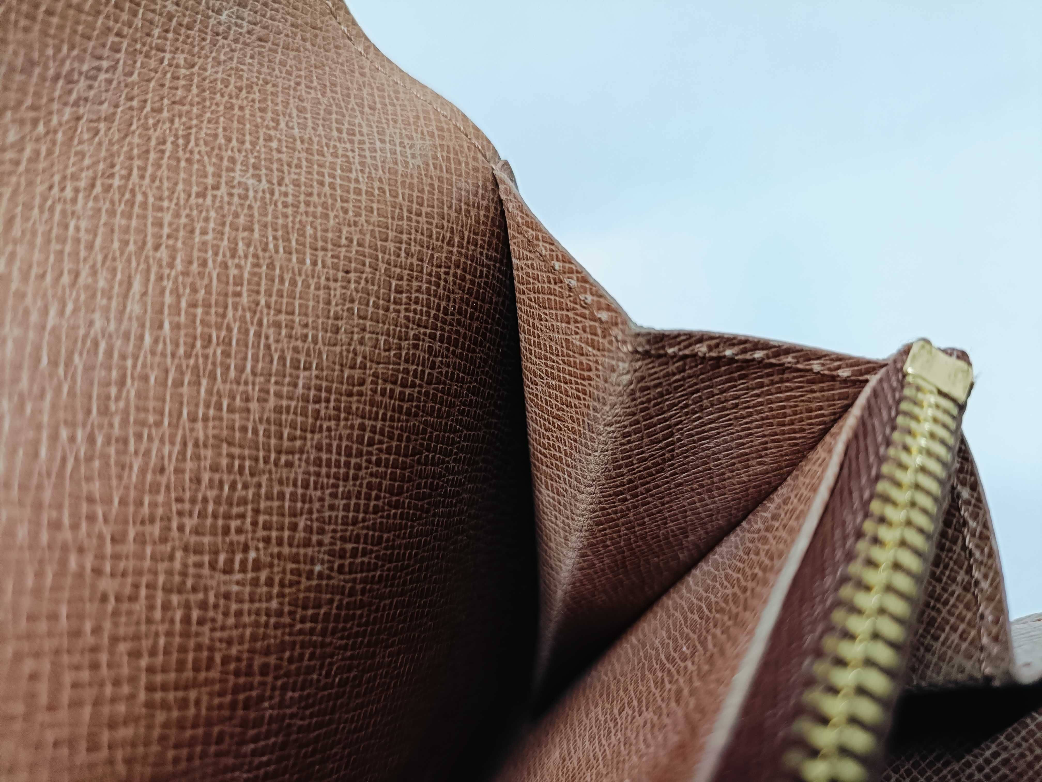 Monogram Old Portefeuille Sarah Wallet — view 9