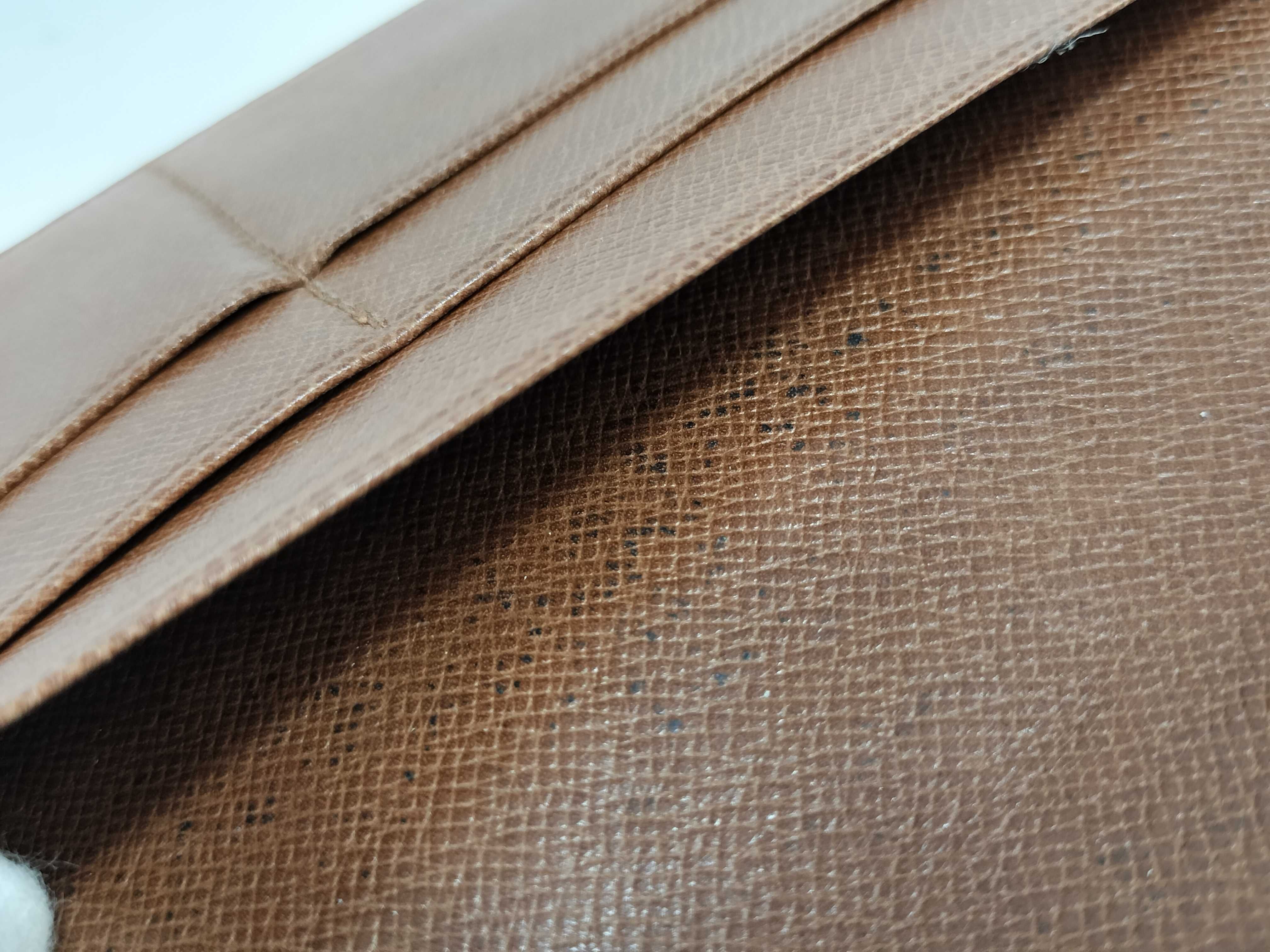 Monogram / Monogram / Portefeuille Chequier Double / M62223 / Long Wallet / PVC Billfold — view 12