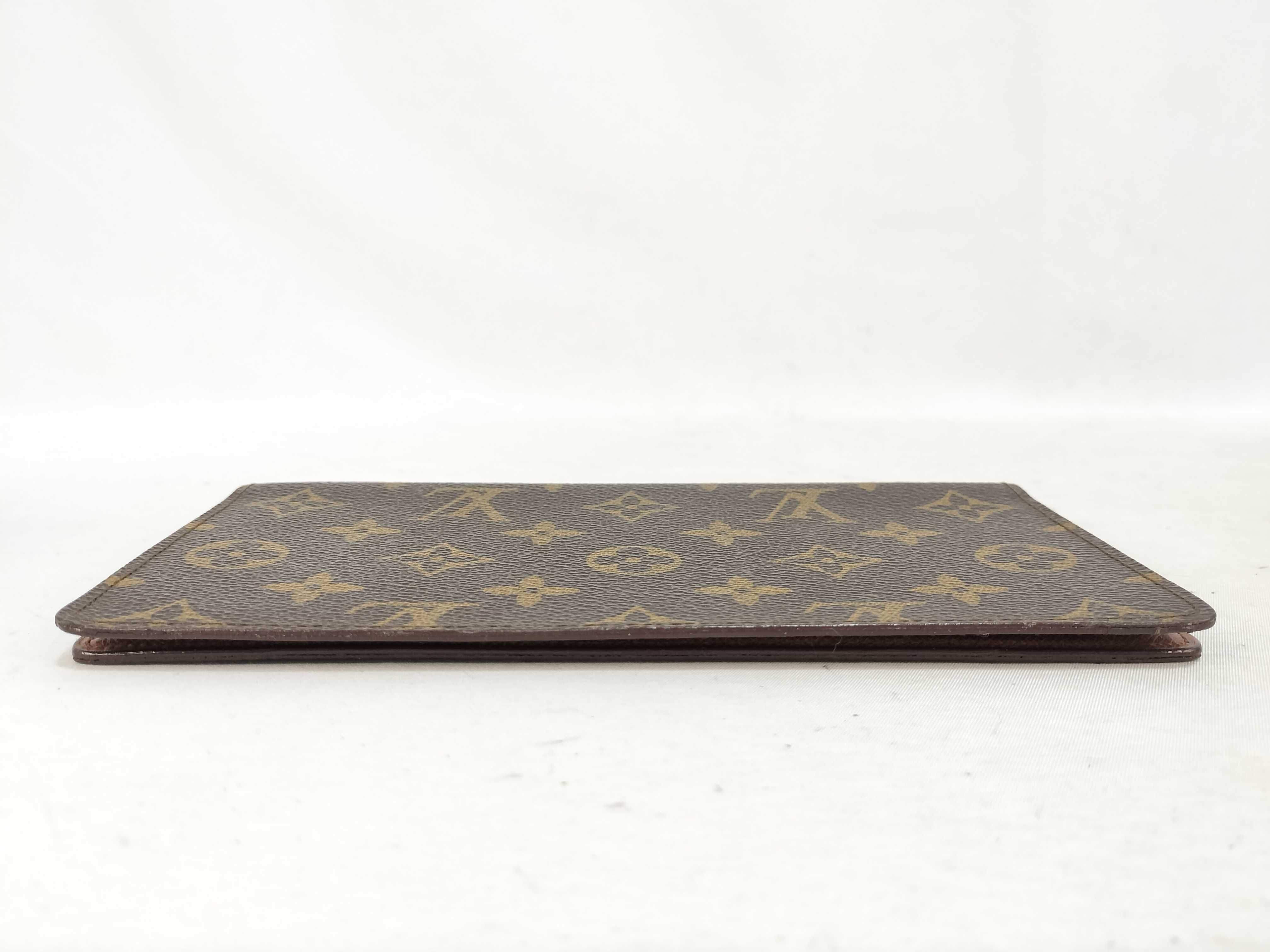 Monogram / Monogram / Portefeuille Chequier Double / M62223 / Long Wallet / PVC Billfold — view 3