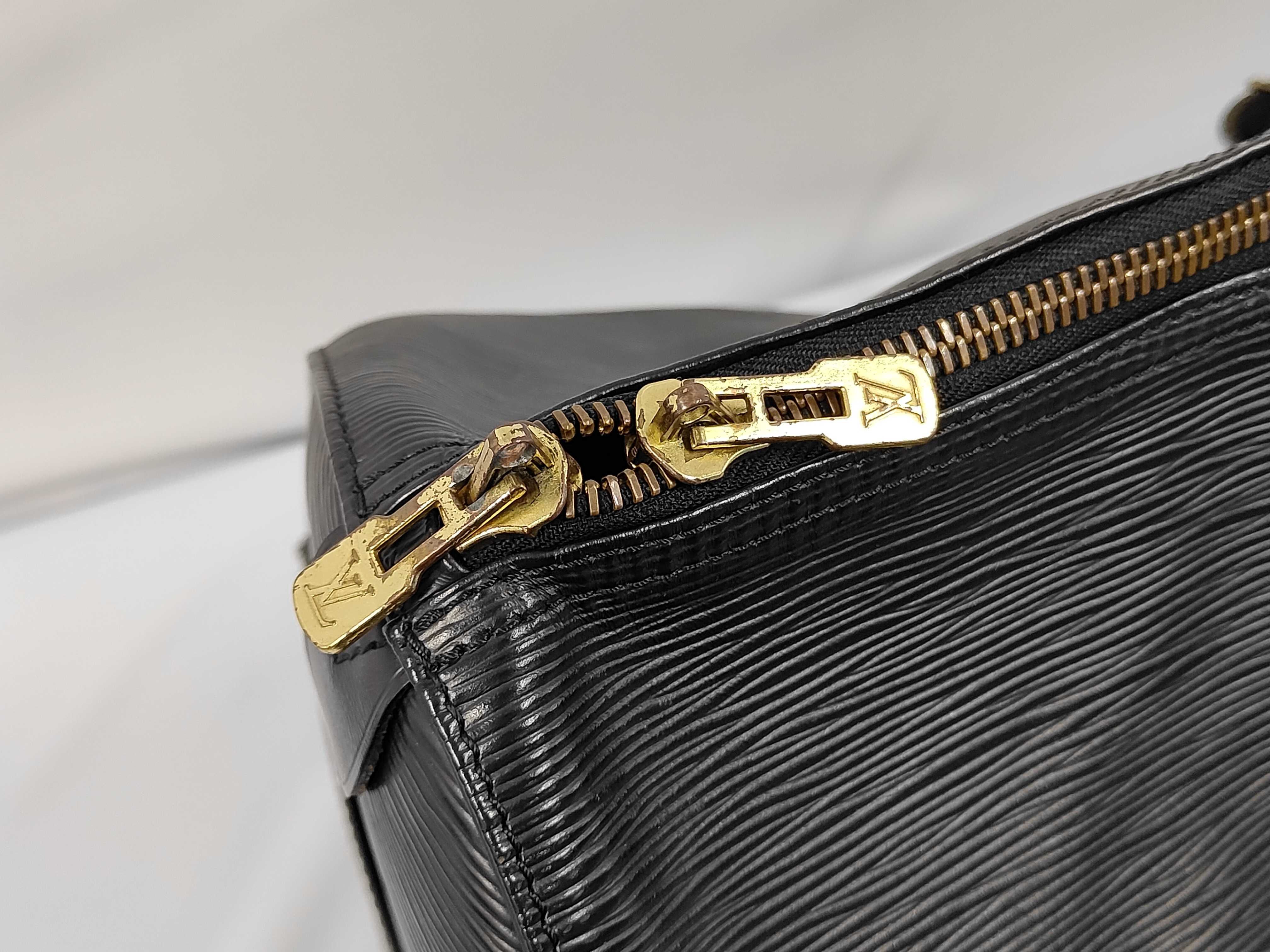 Epi Keepall 60 M42942 Boston Bag — view 10