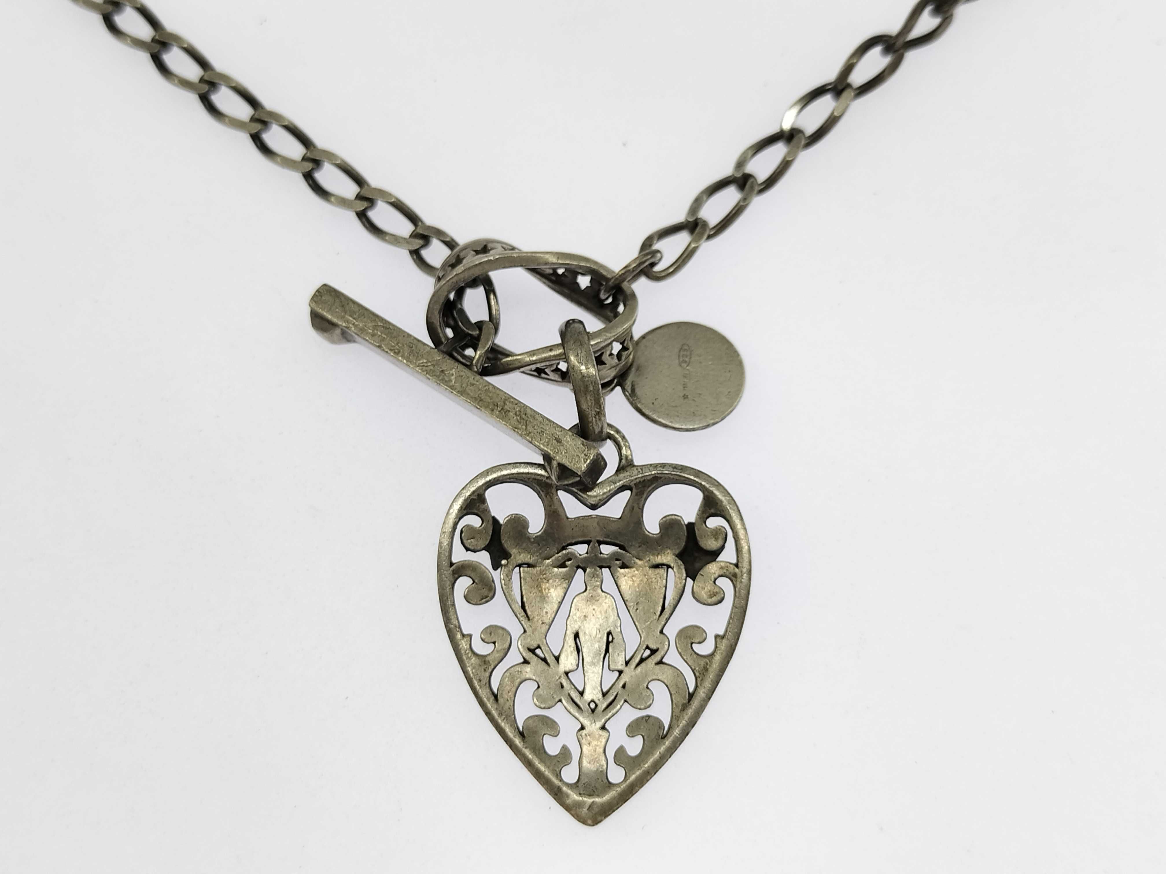 Old Gucci Crest Heart Necklace Pendant 925 Necklace — view 5
