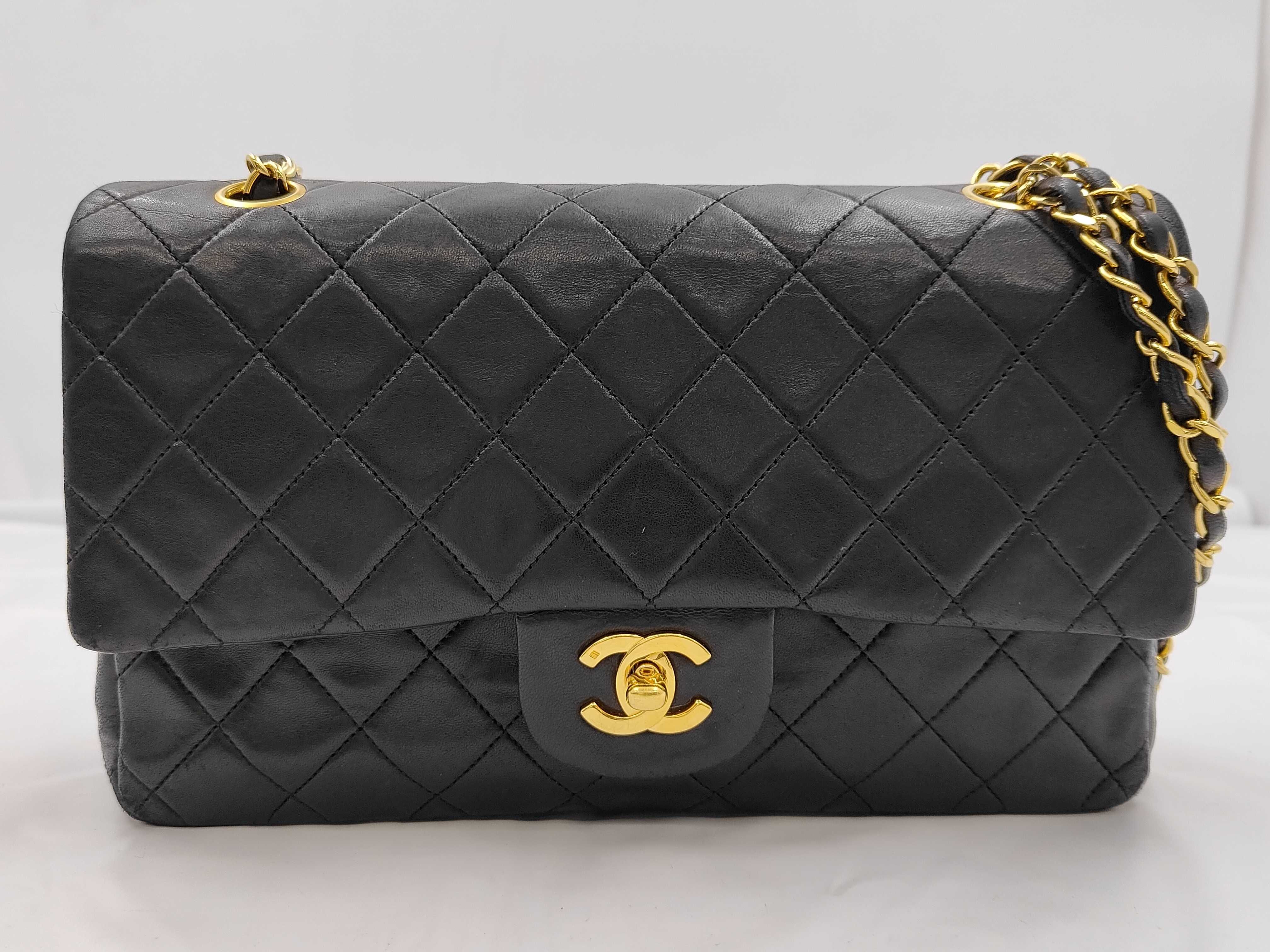 Matelassé 25 Lambskin Double Flap Double Chain Shoulder Bag