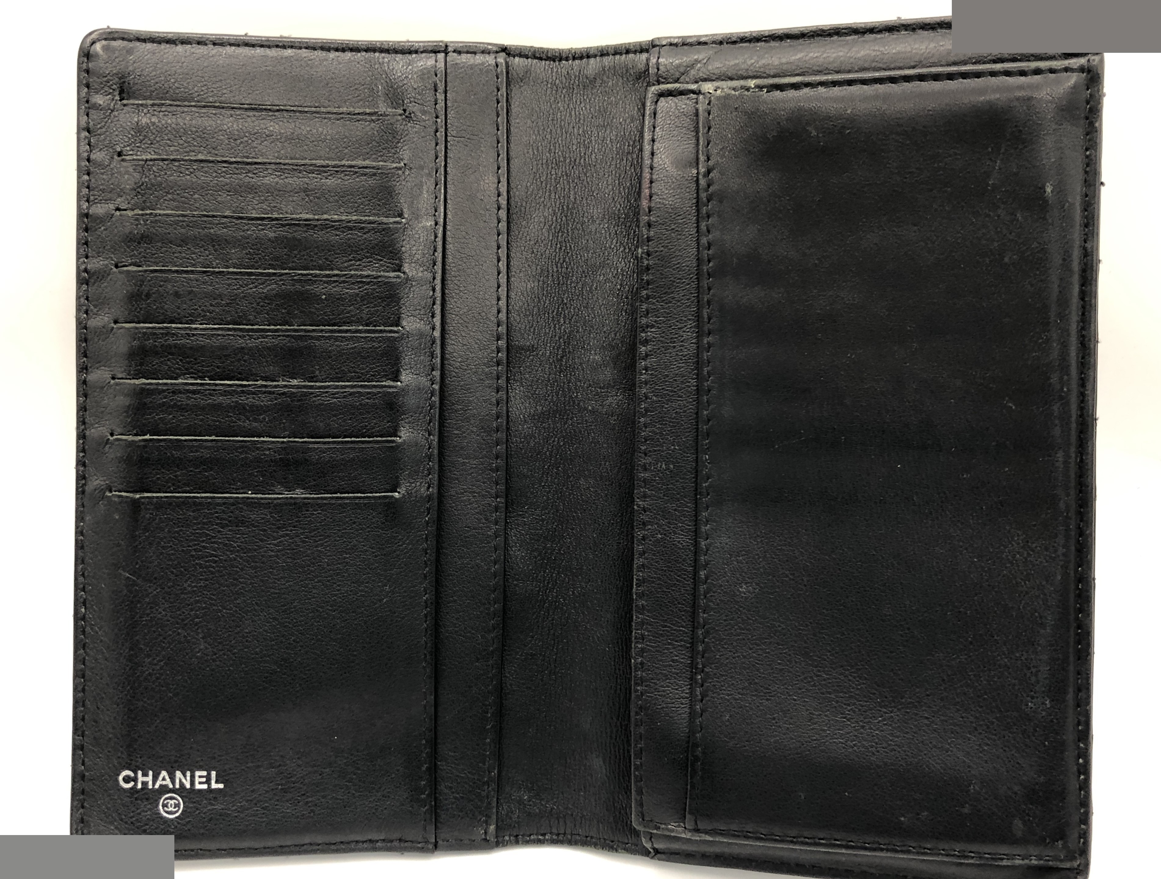 Matelassé Brilliant Coco Mark Bi-fold Long Wallet, Patent Leather, Black — view 3