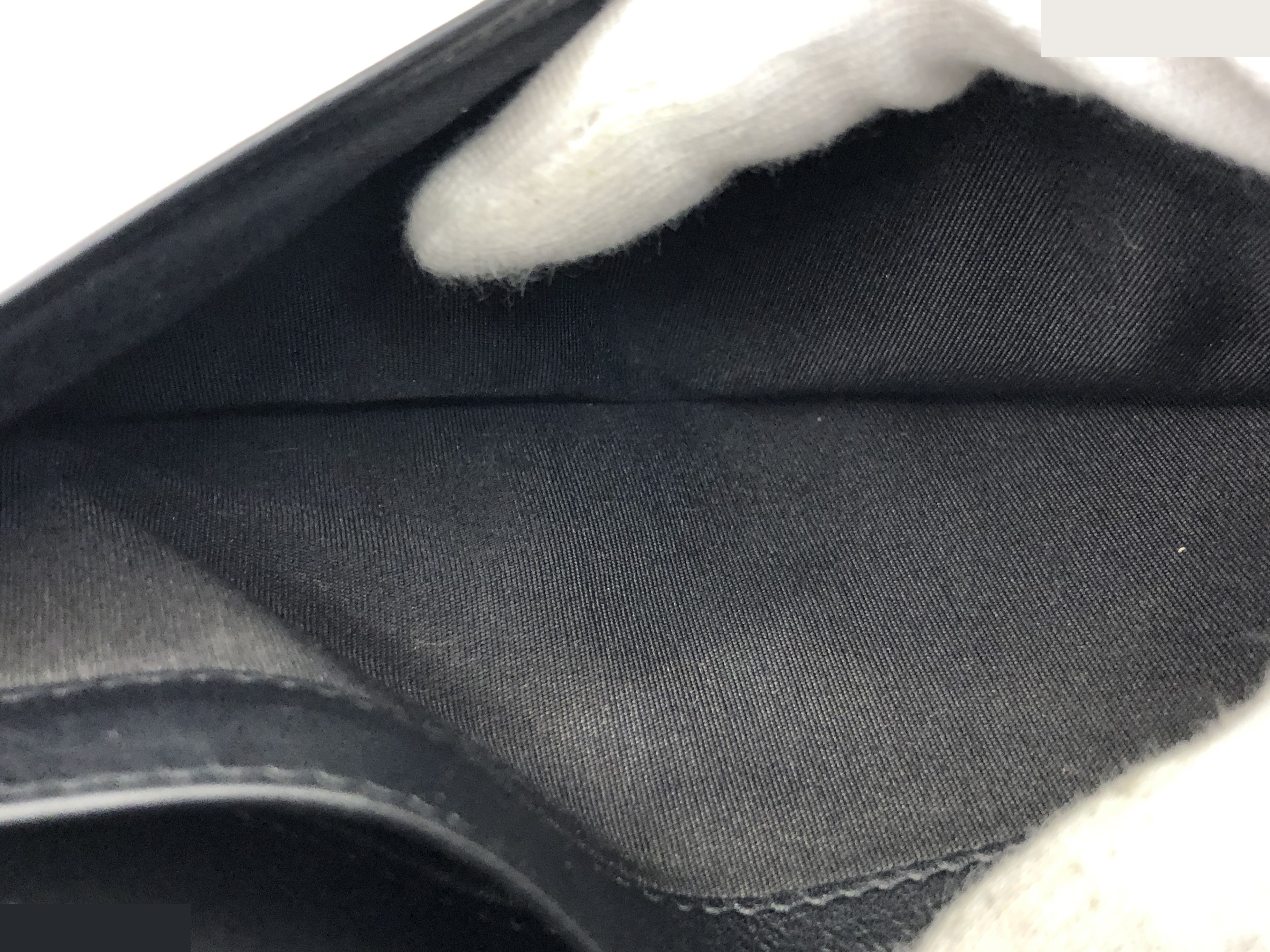 Matelassé Brilliant Coco Mark Bi-fold Long Wallet, Patent Leather, Black — view 5