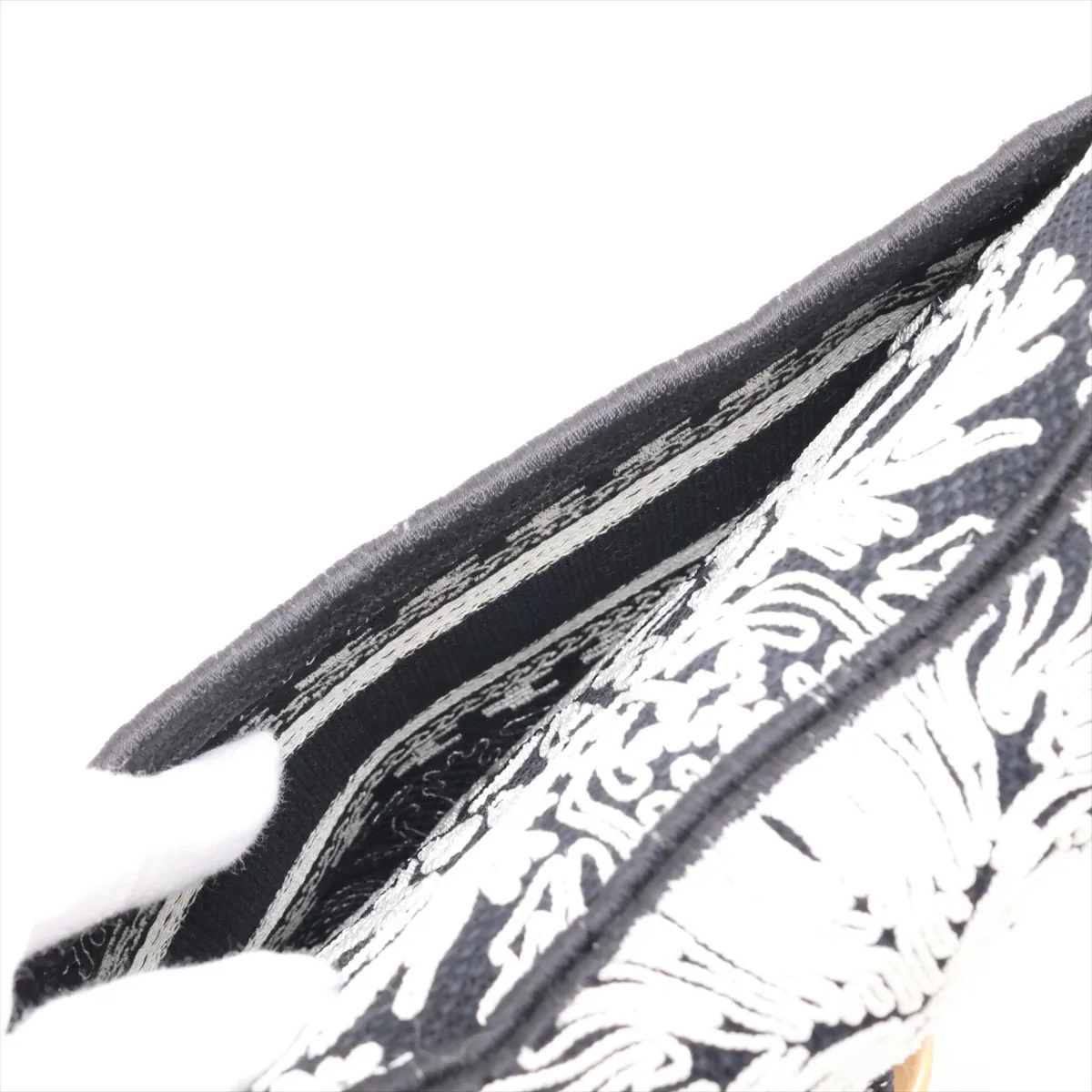 Saddle Bag Canvas Shoulder Bag Black x White — view 8