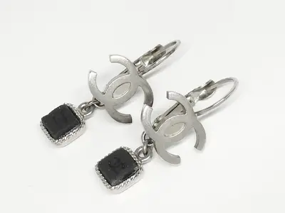 Coco dangling silver earrings