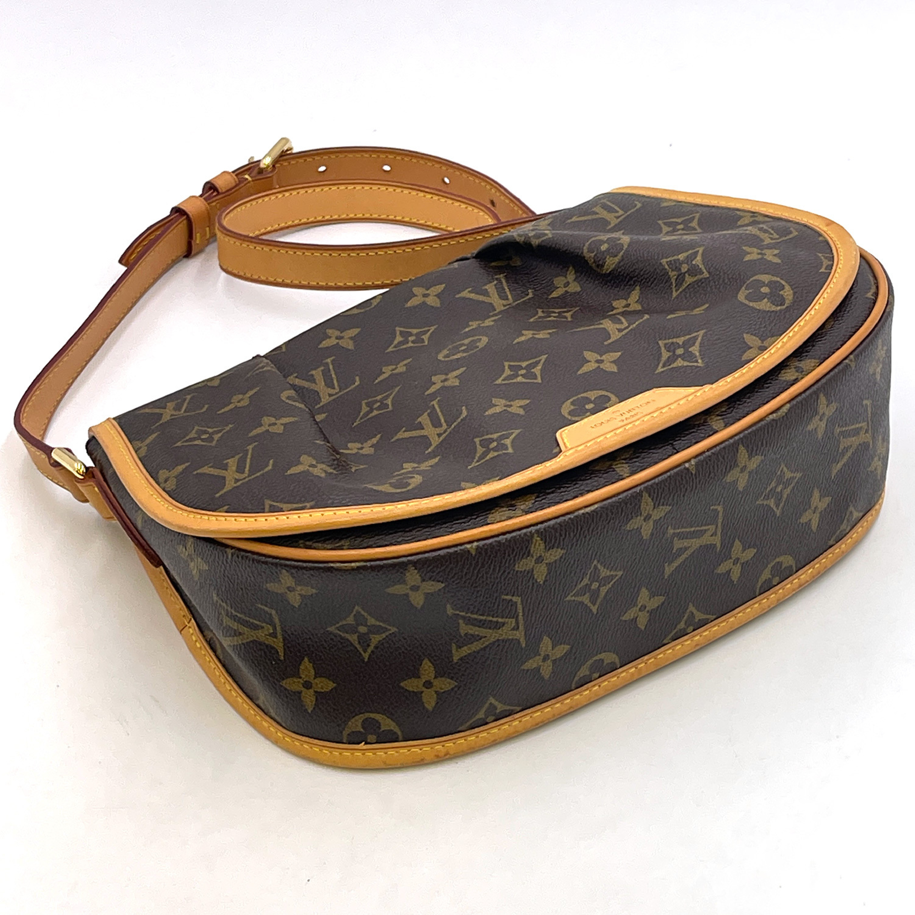 M40474 Monogram Menilmontant PM Shoulder Bag — view 5