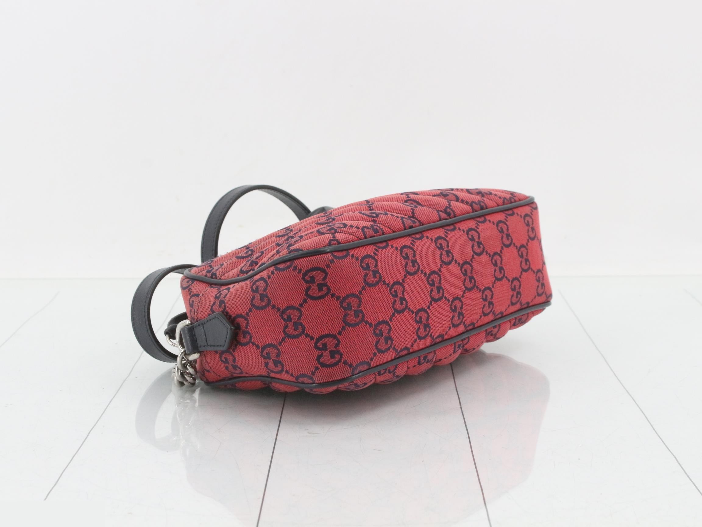 GG Marmont Shoulder Bag — view 5