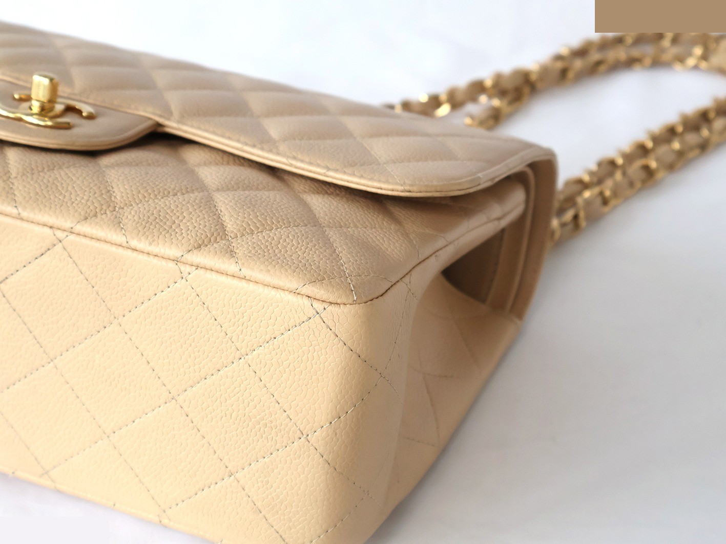 Caviar leather large matelassé bag, size 30, double flap, double chain, beige. — view 4