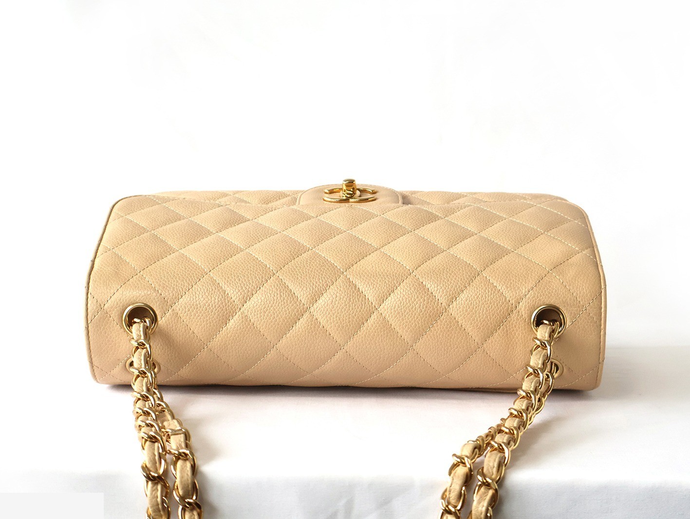 Caviar leather large matelassé bag, size 30, double flap, double chain, beige. — view 7