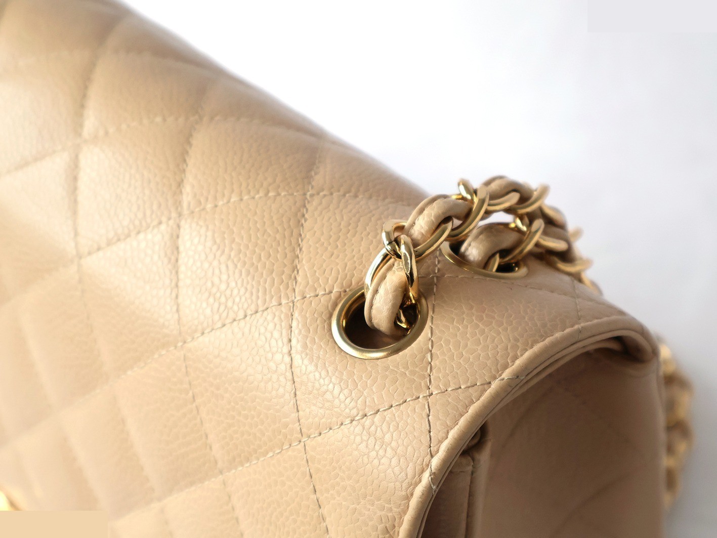 Caviar leather large matelassé bag, size 30, double flap, double chain, beige. — view 8