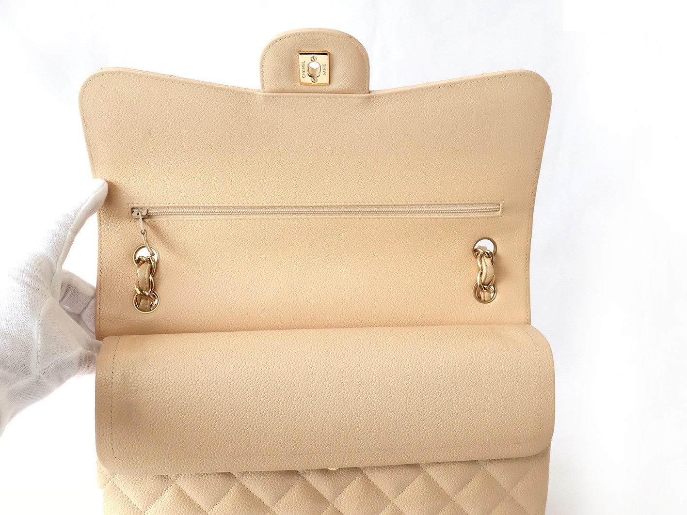 Caviar leather large matelassé bag, size 30, double flap, double chain, beige. — view 10