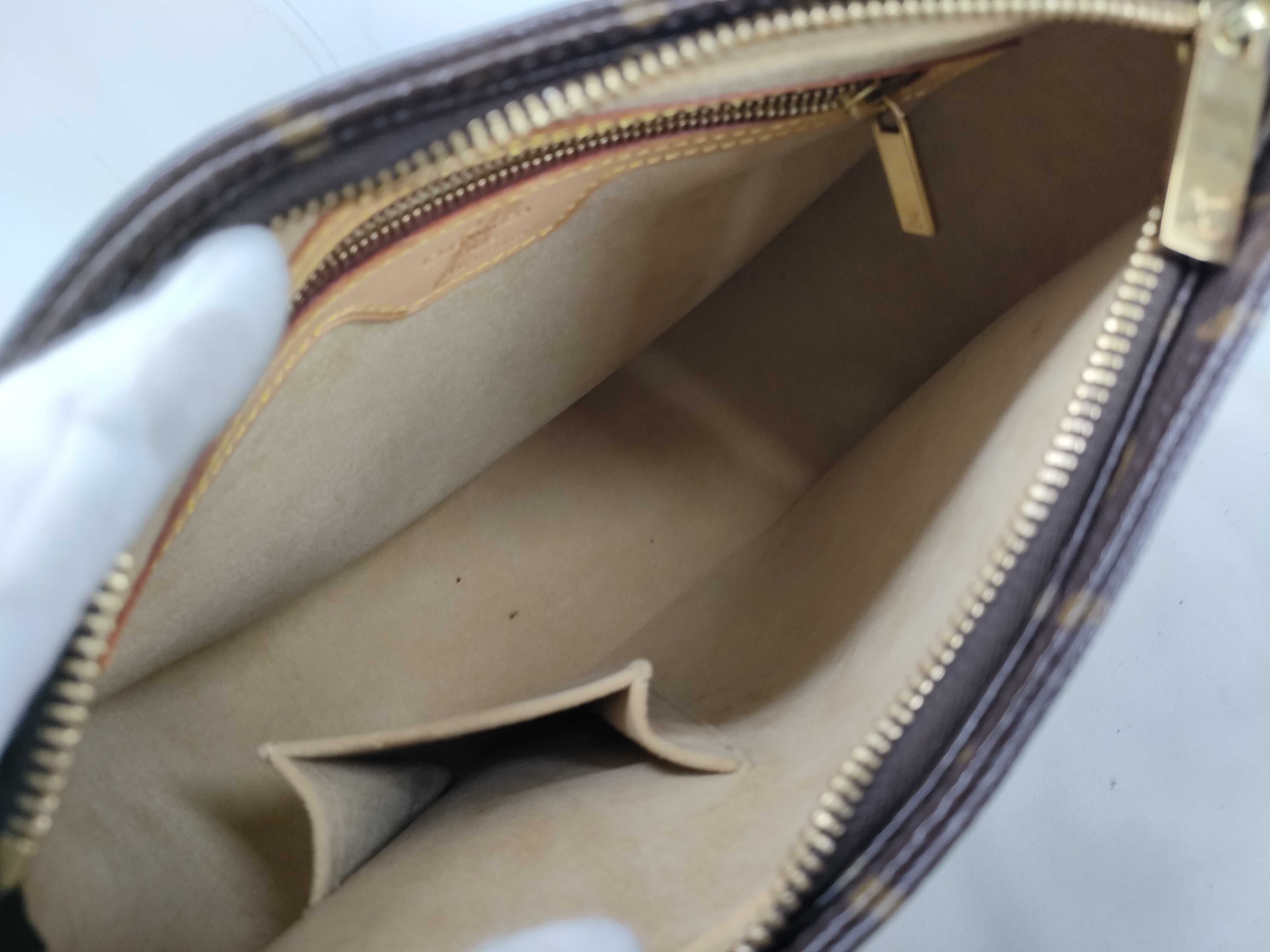 Monogram Louis Vuitton Bag Looping Shoulder Bag — view 9