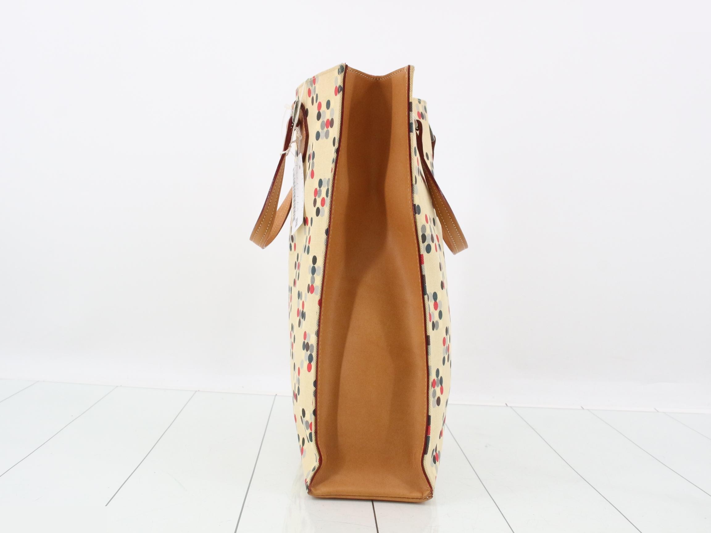 Blue Label Tote Bag — view 3