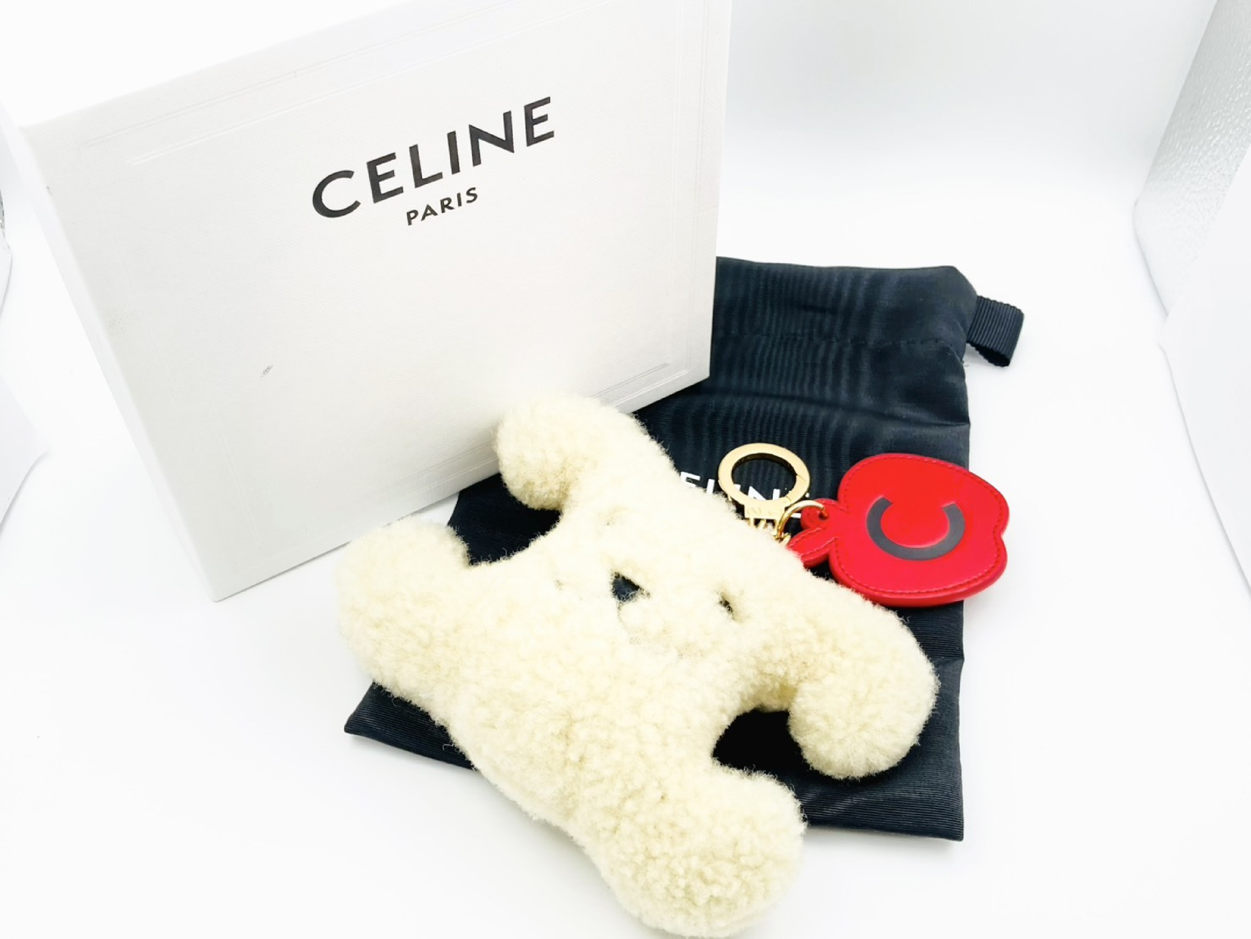 Triomphe Dog Apple Tag Pom Charm Keyring Shearling x Leather Key Case — view 5