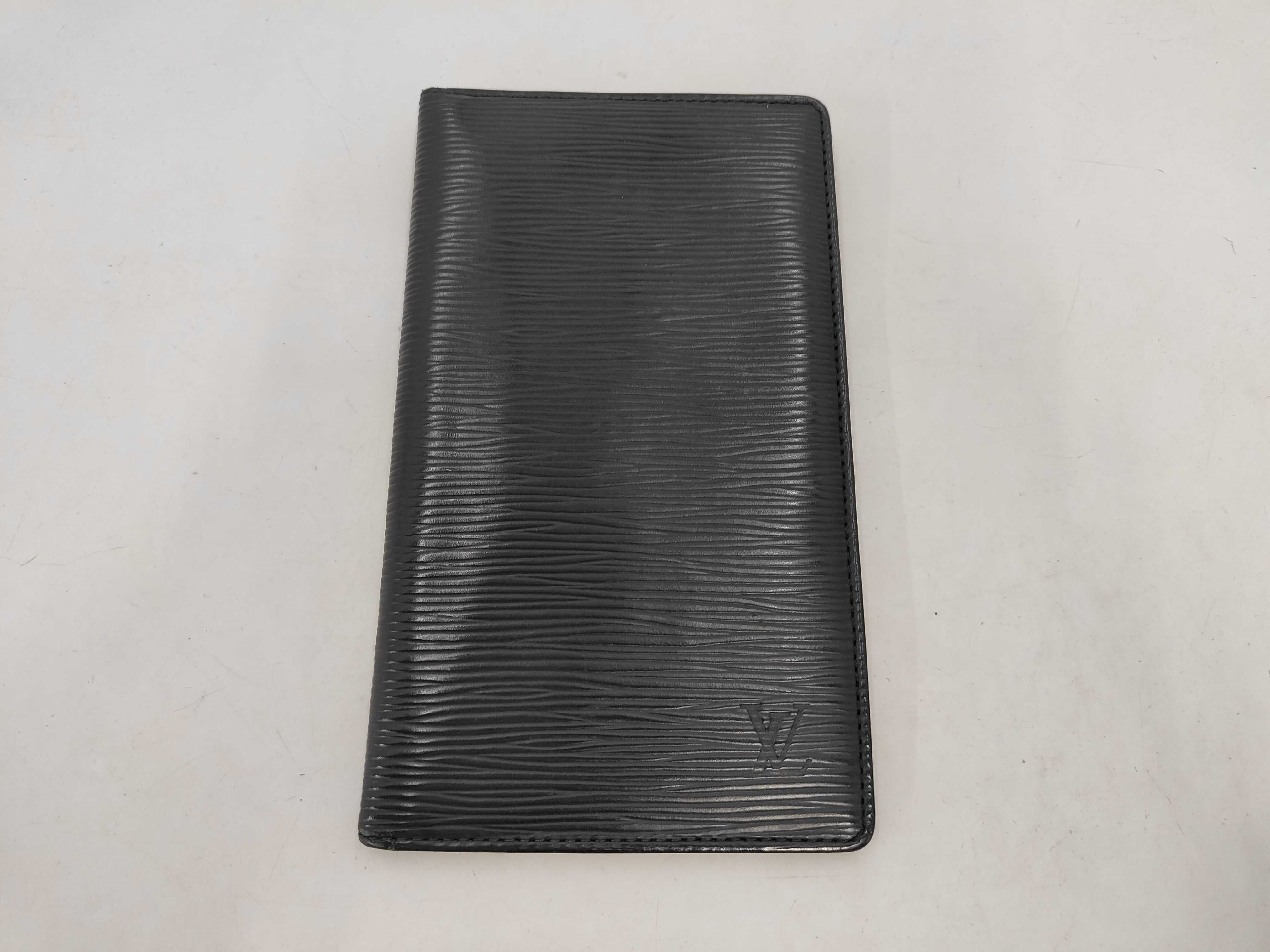 Epi Portefeuille Chequier Carte Credit Epi Noir Billfold