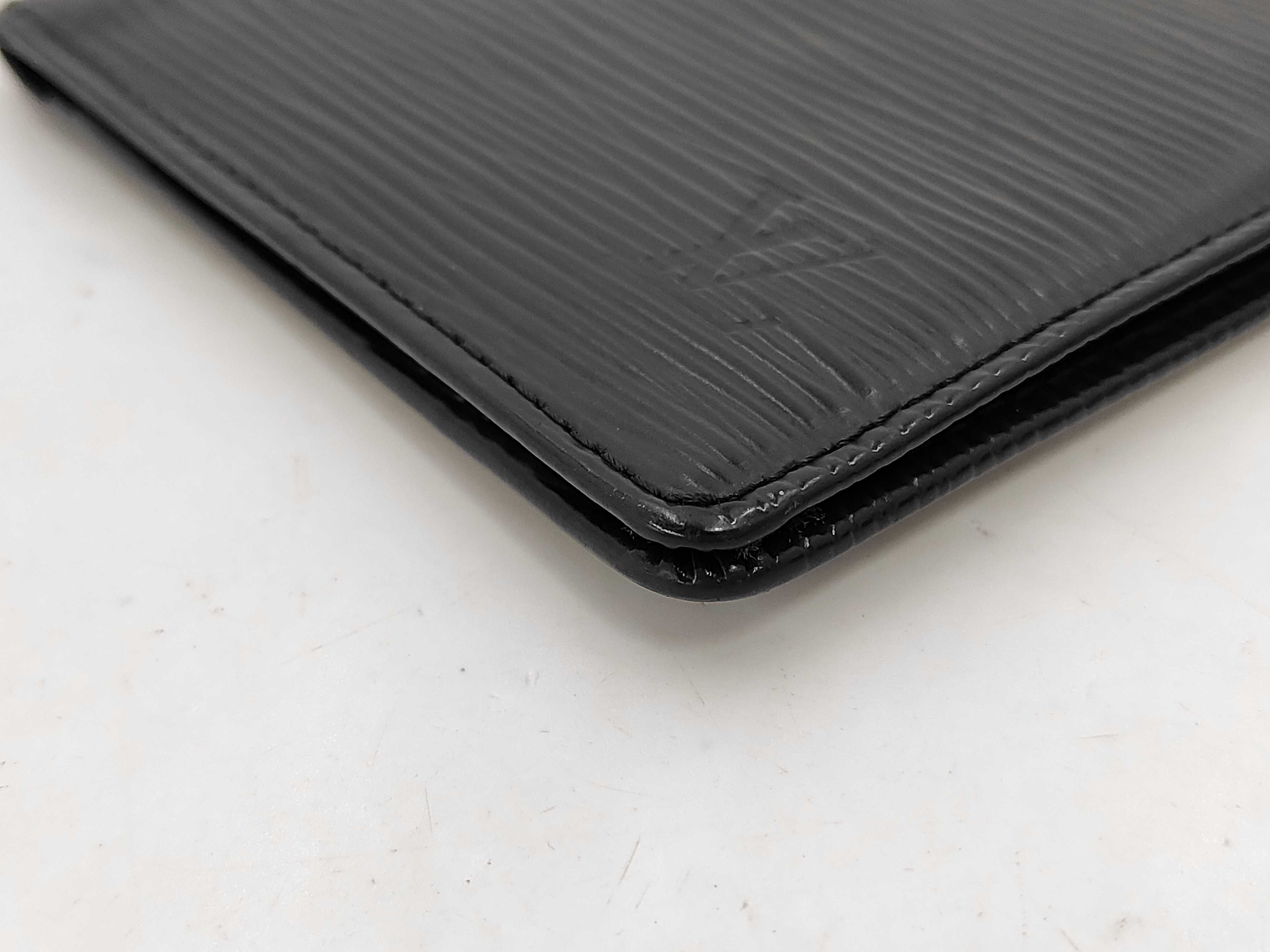 Epi Portefeuille Chequier Carte Credit Epi Noir Billfold — view 4