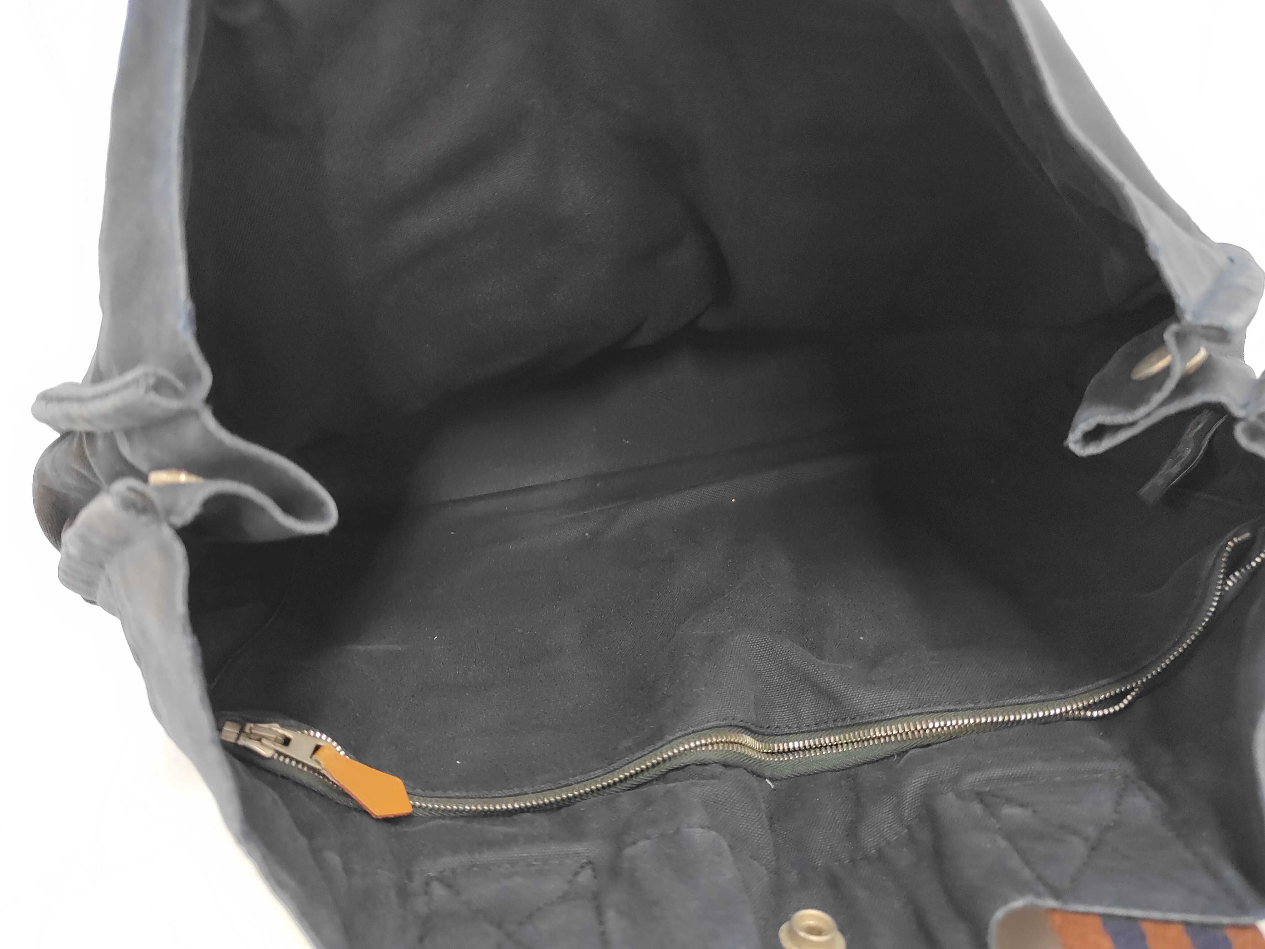Fool Toe Tote MM Handbag — view 9
