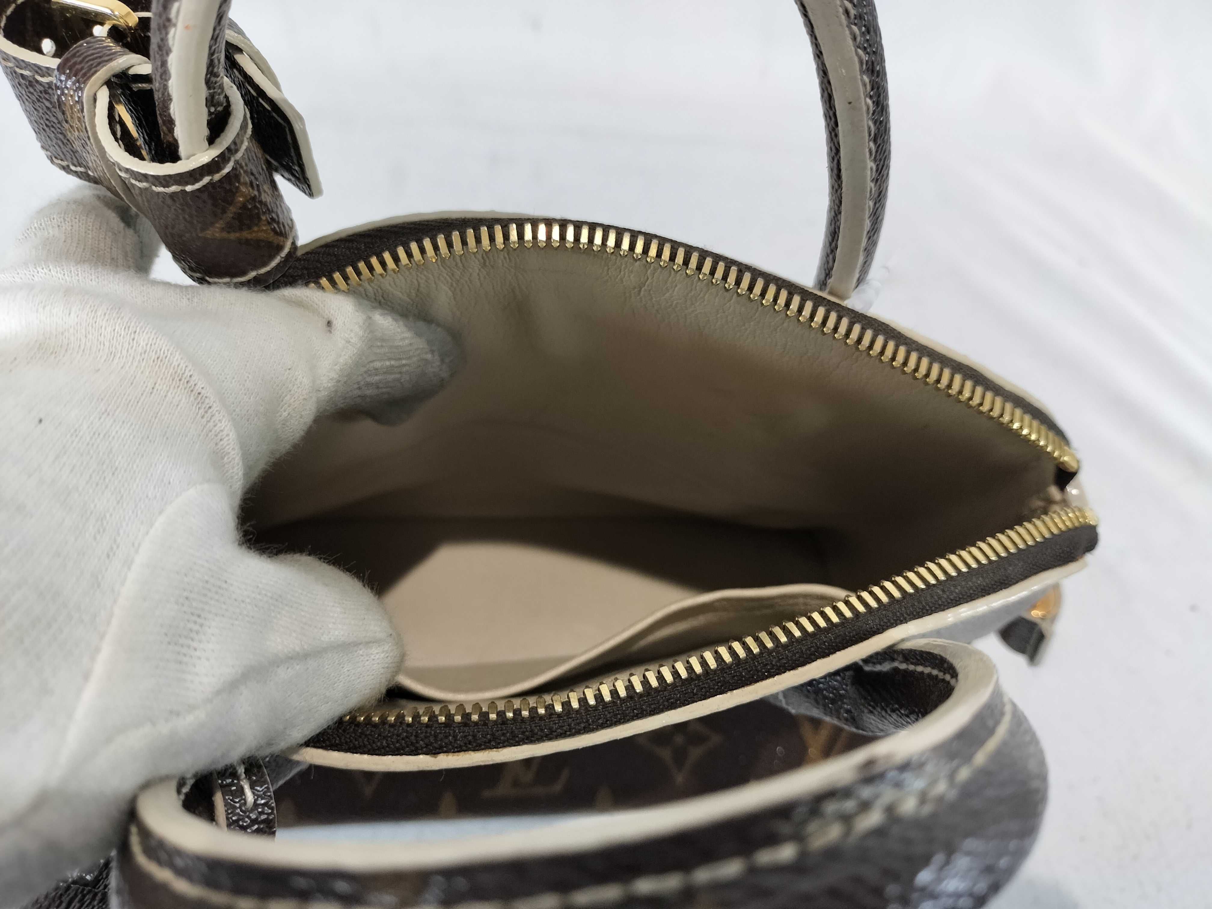 Monogram Shiny Lockit BB M40599 Handbag — view 9