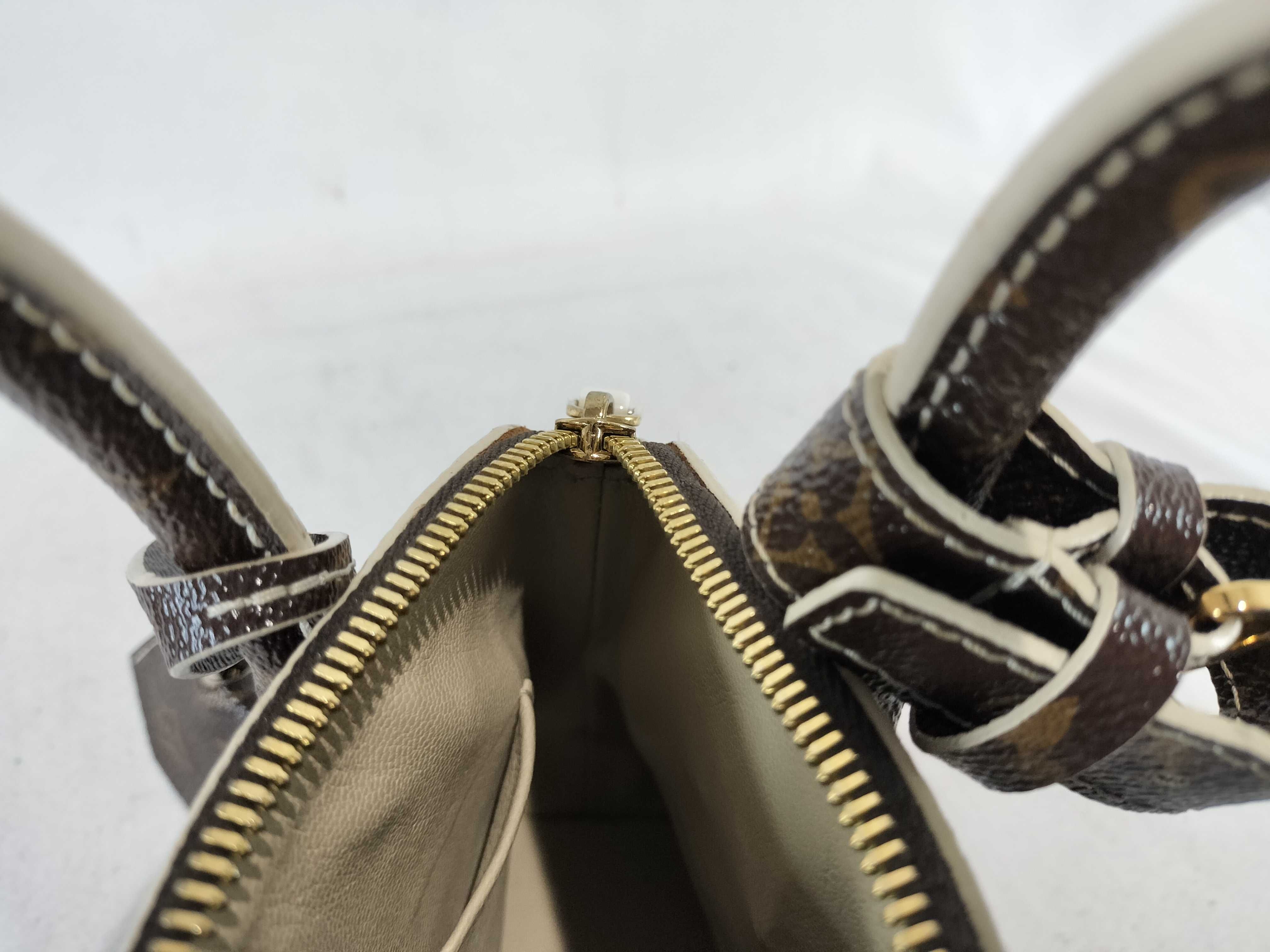 Monogram Shiny Lockit BB M40599 Handbag — view 10