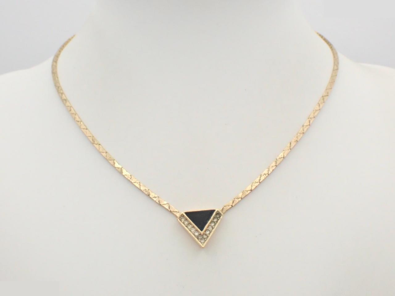 Other line: Precious metal necklaces and pendants, neck circumference approximately 42 cm. — view 3