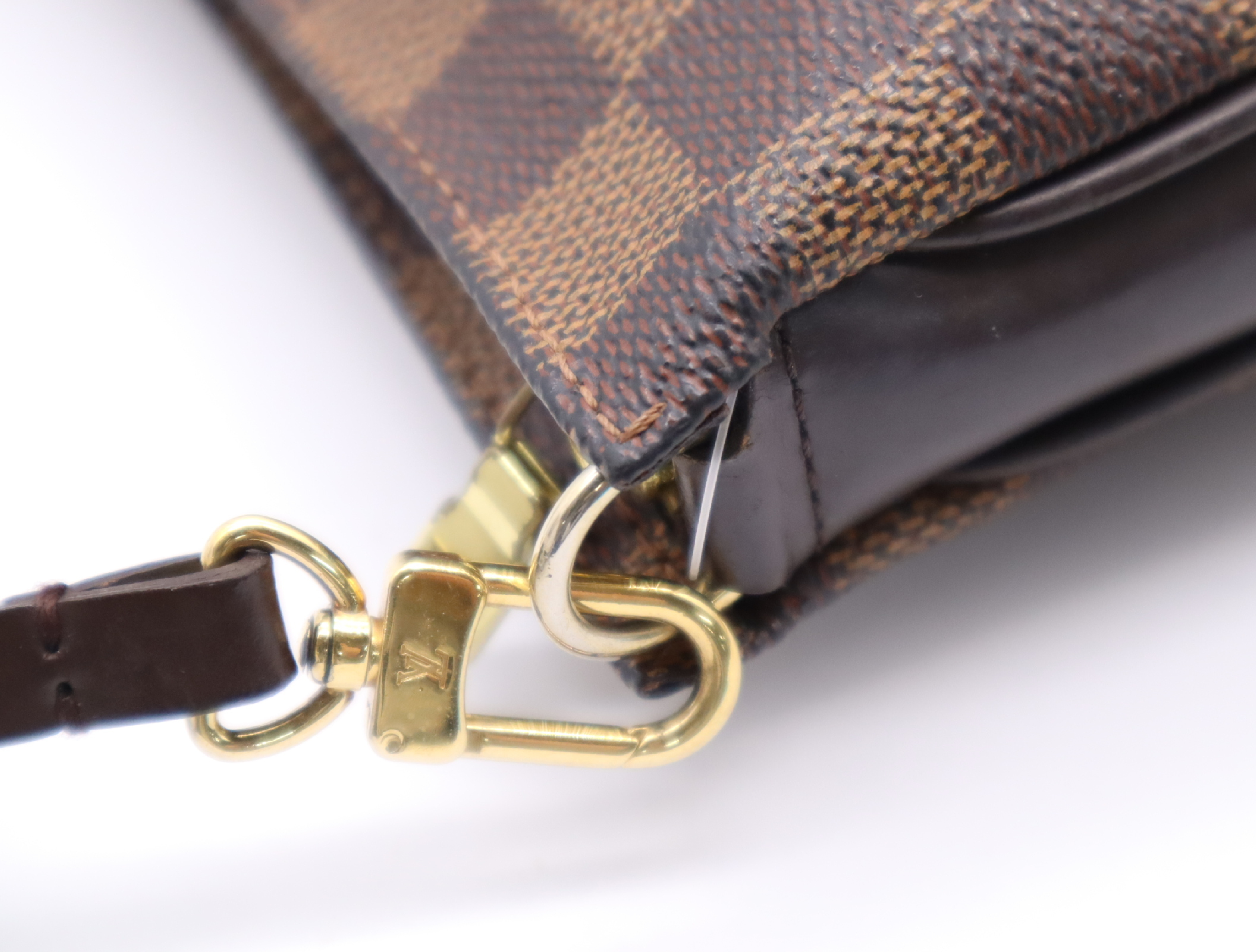 N51983 Damier Navona Pouch — view 9