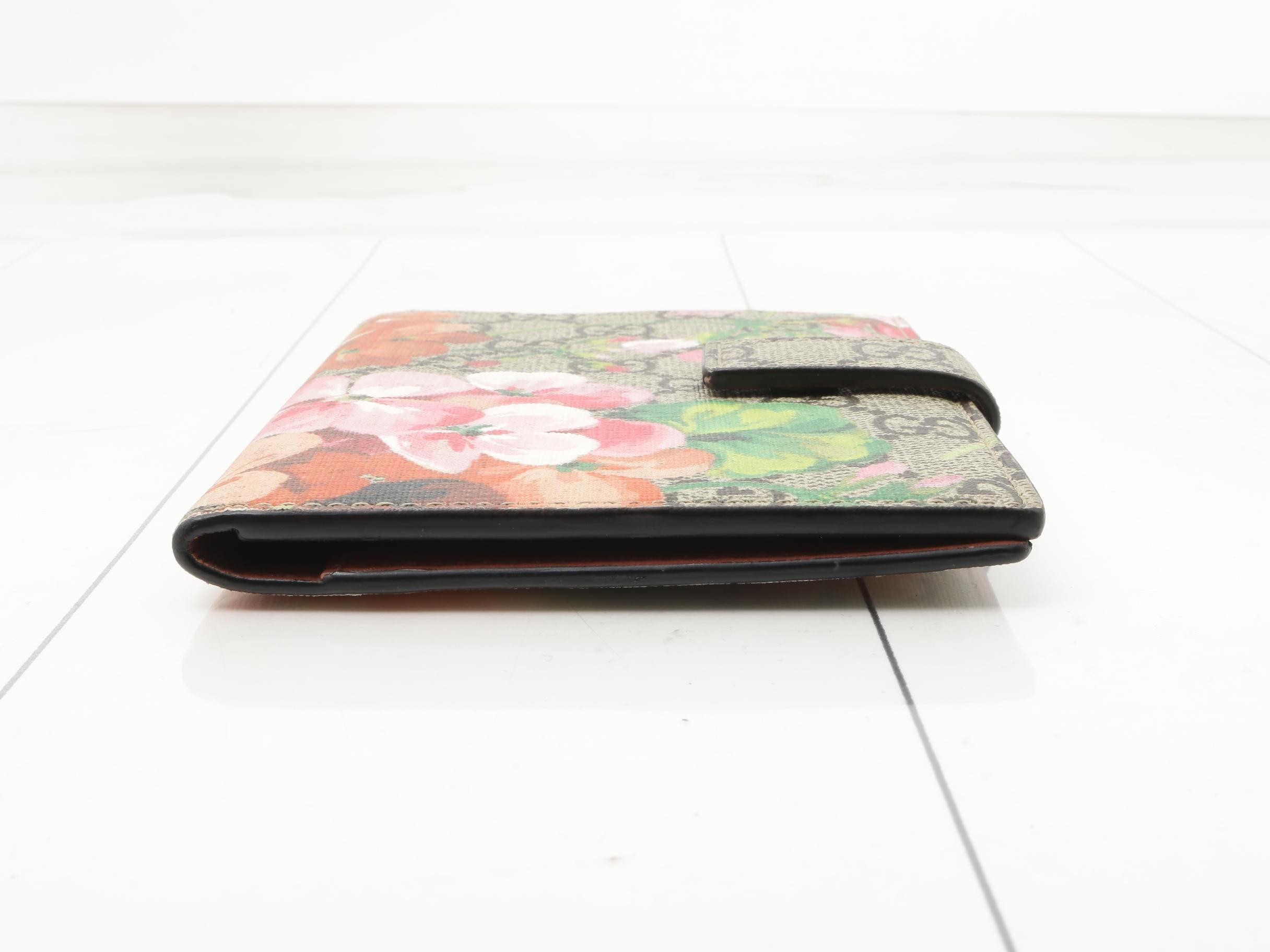 GG Blooms Notebook Cover — view 3