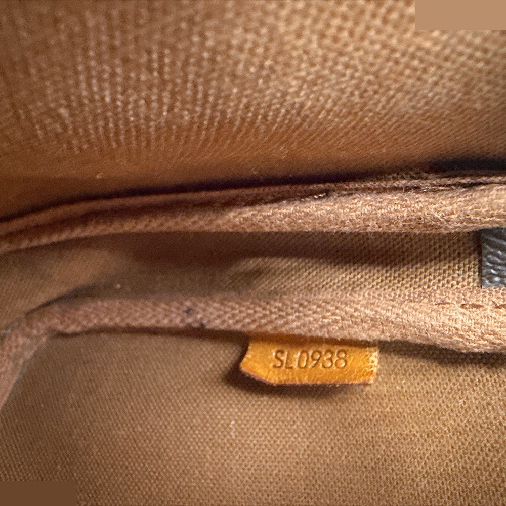 Pochette Accessoires (old model) — view 9