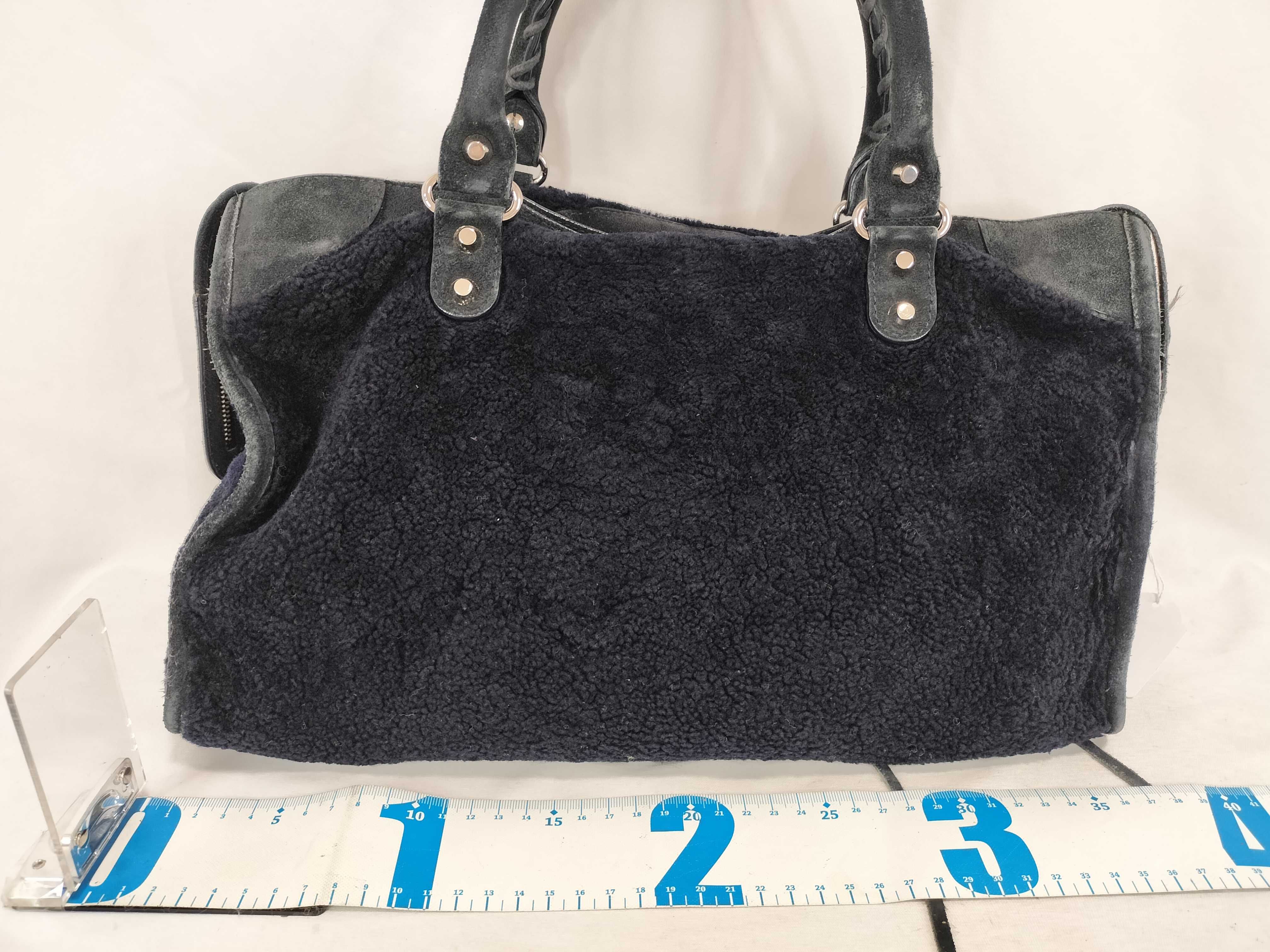 FR - The City Navy Blue fur 115748 handbag — view 2