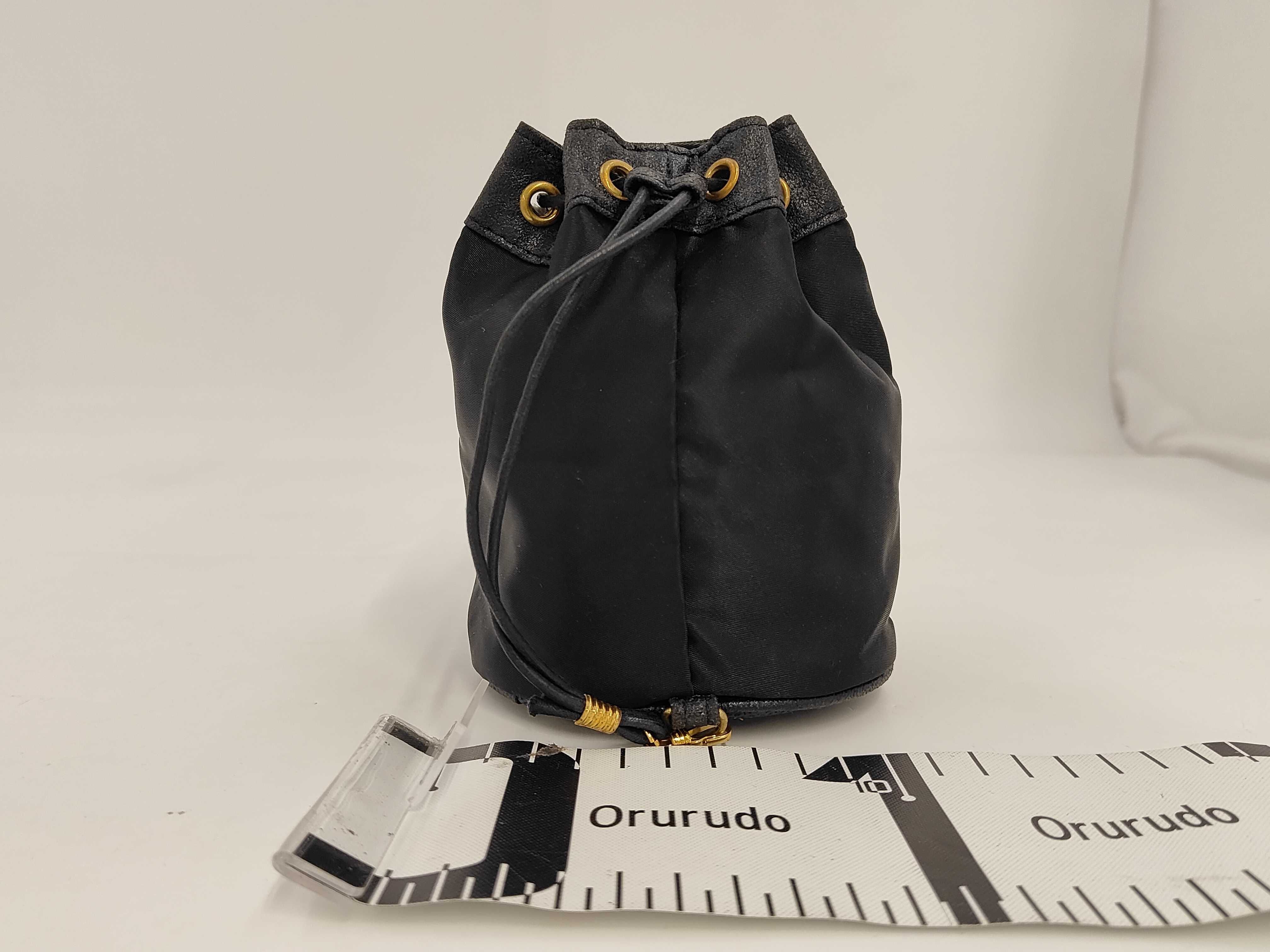 pouch — view 2