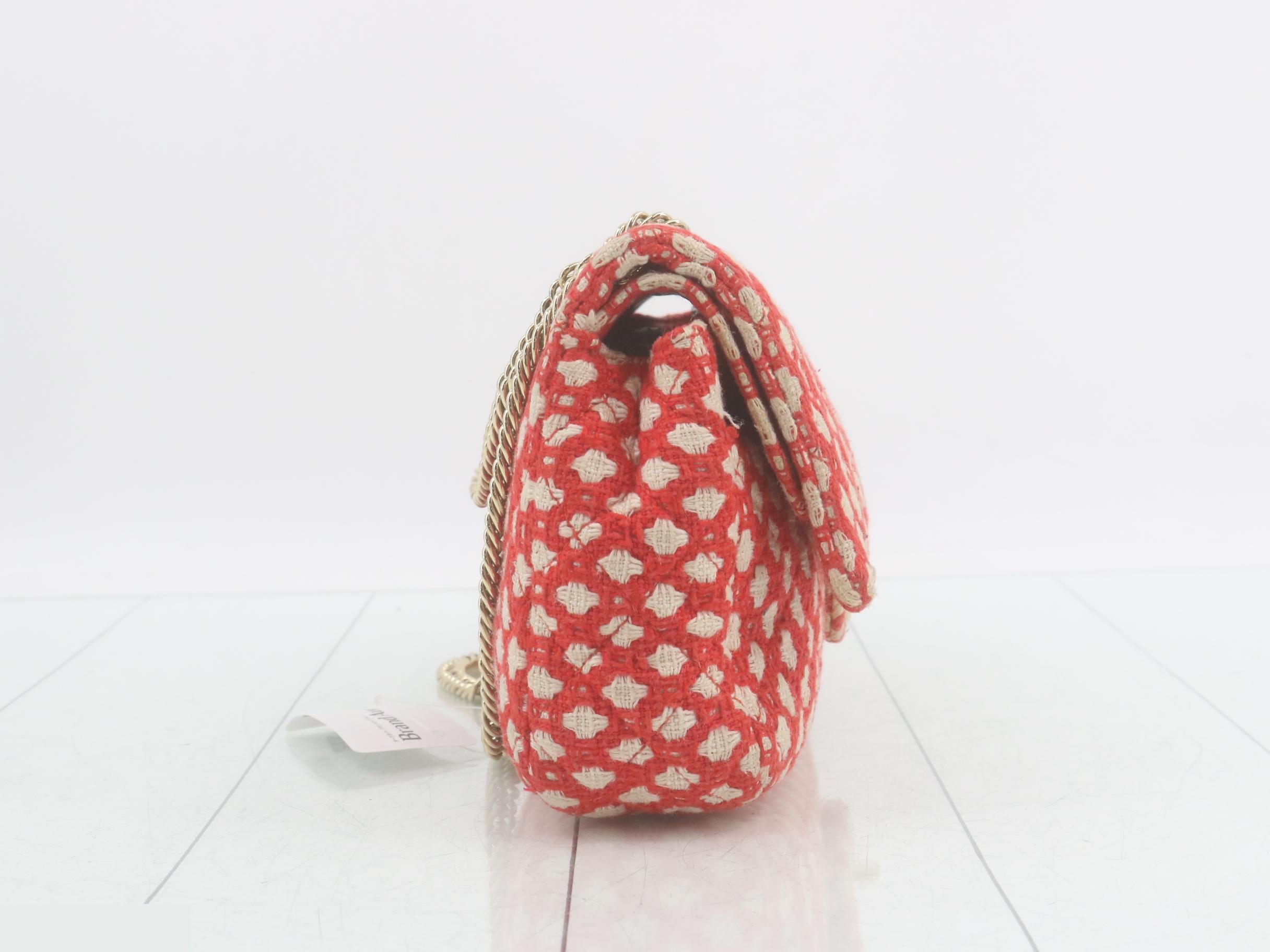 Matelassé (bag) - Shoulder bag — view 4