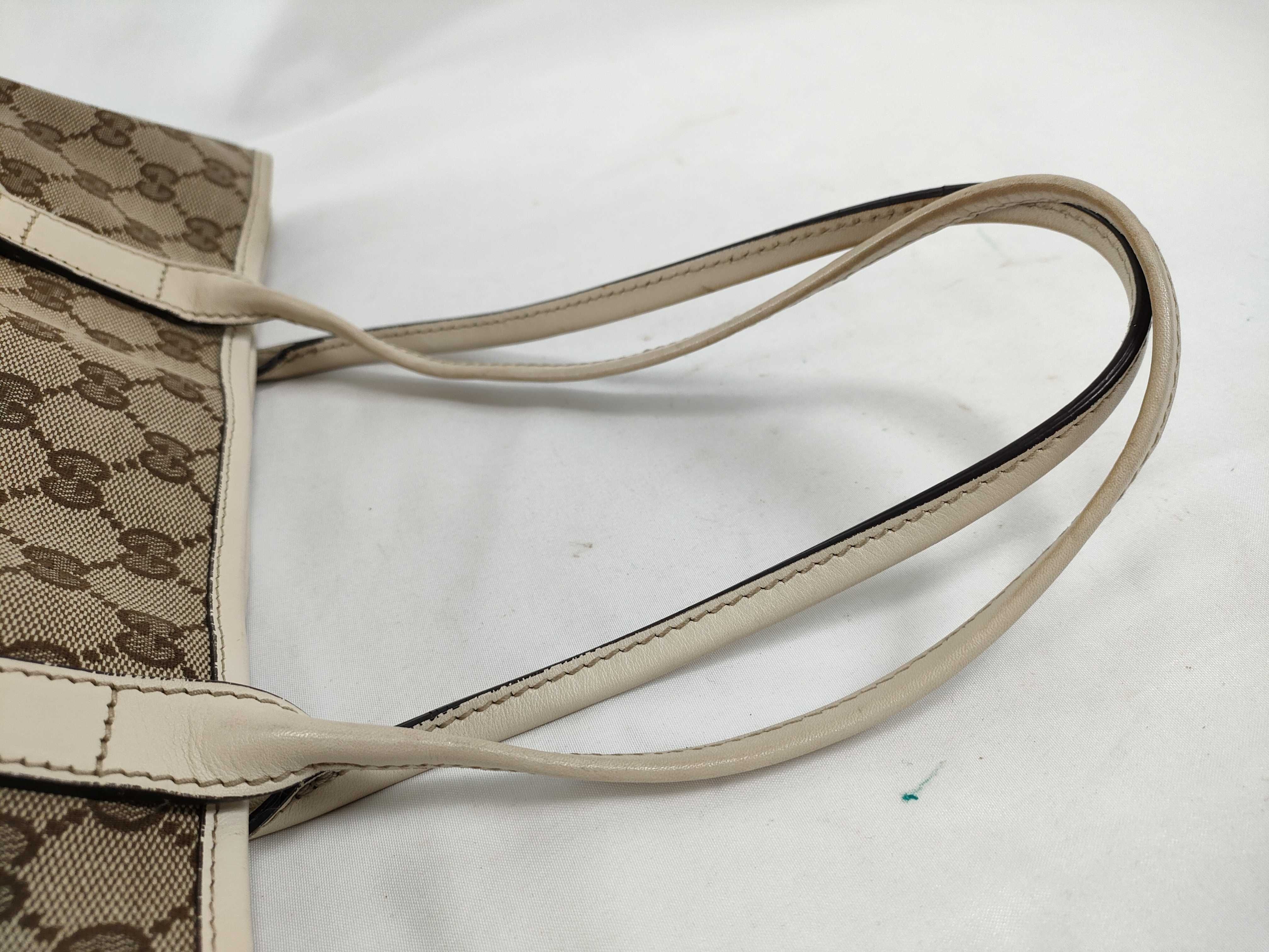 GG Canvas Gucci Handbag Tote Bag — view 3