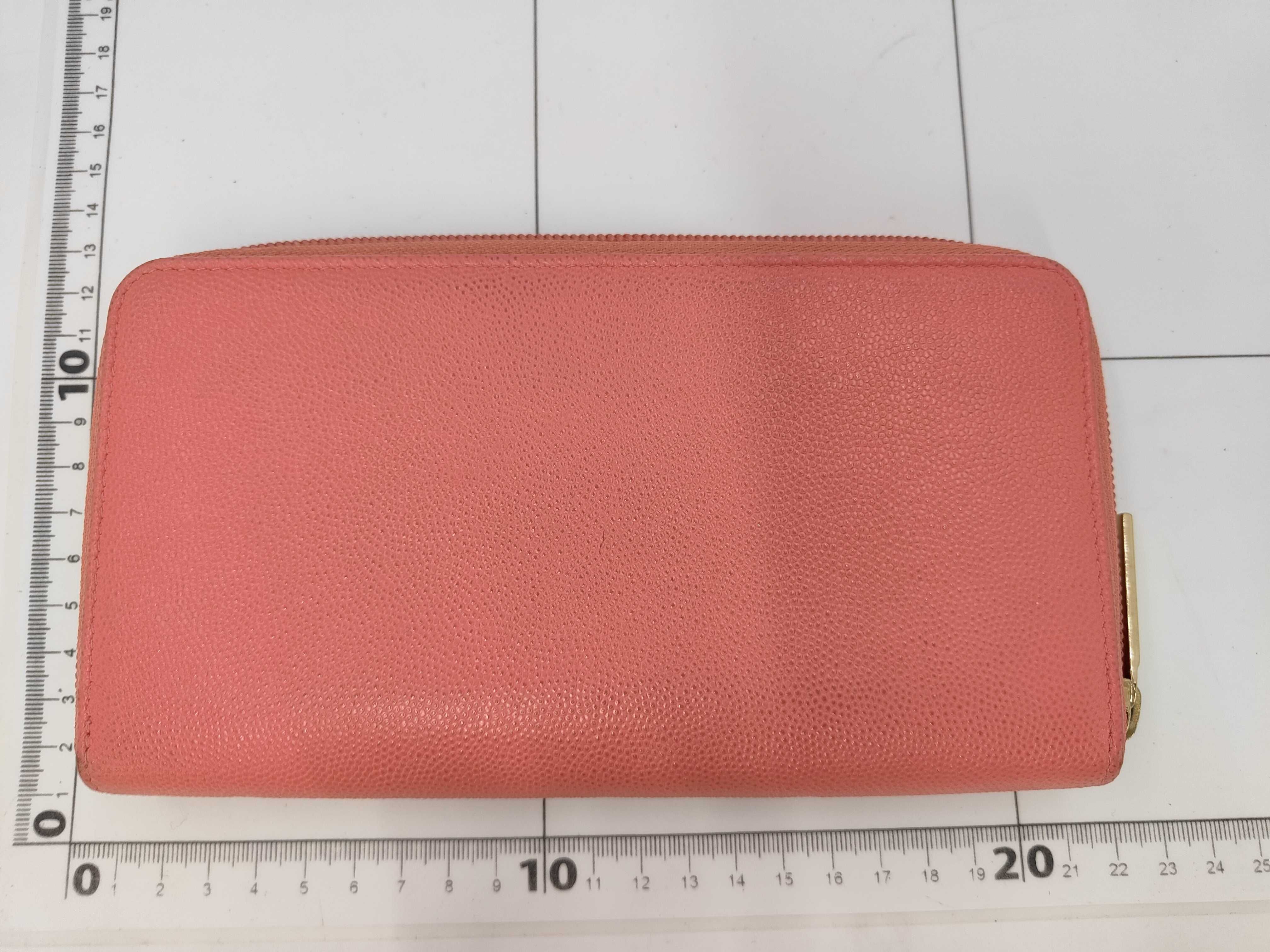 Round Zipper Wallet Long Wallet Caviar Skin Pink 23894317 Wallet — view 2