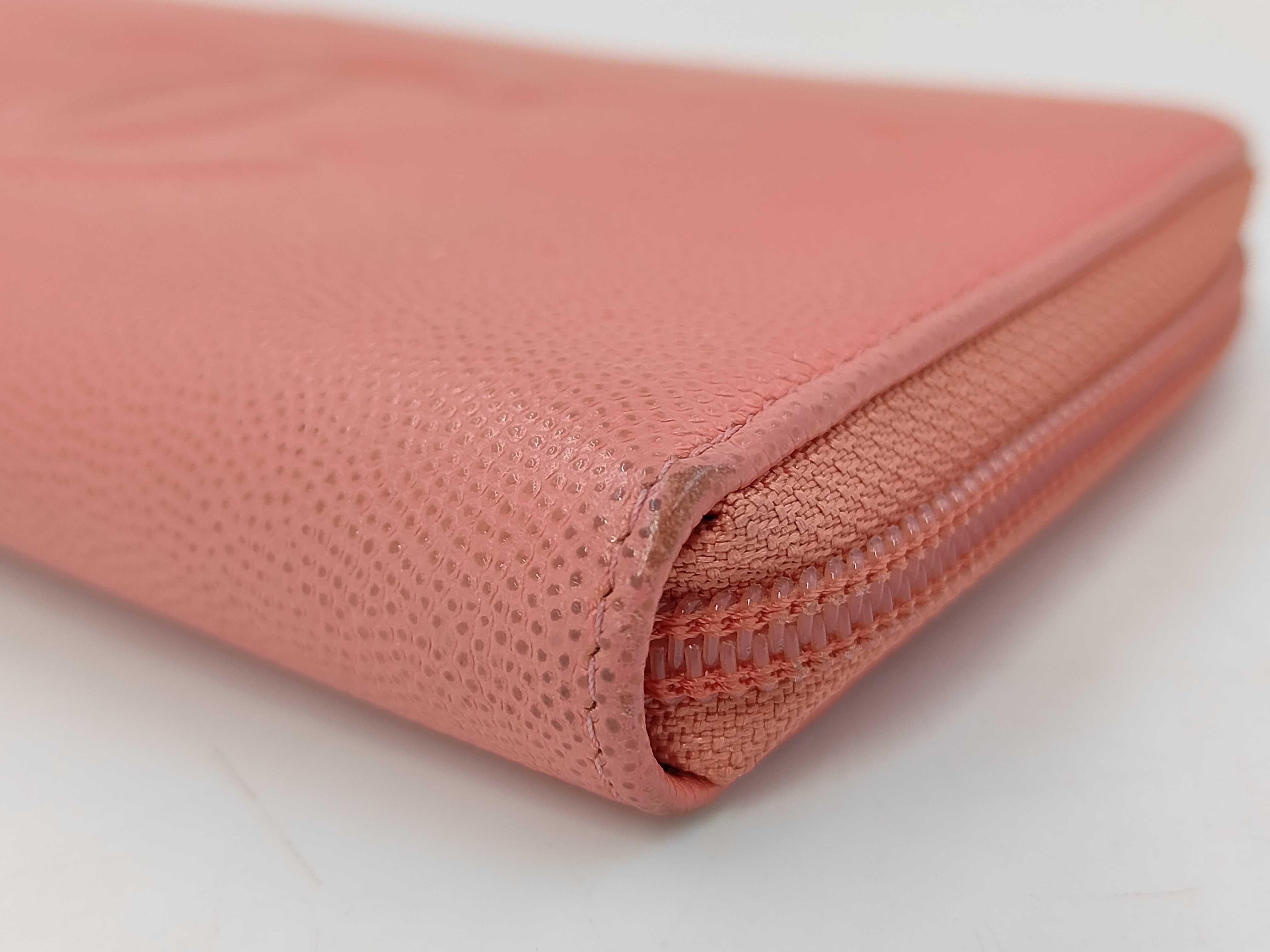 Round Zipper Wallet Long Wallet Caviar Skin Pink 23894317 Wallet — view 3